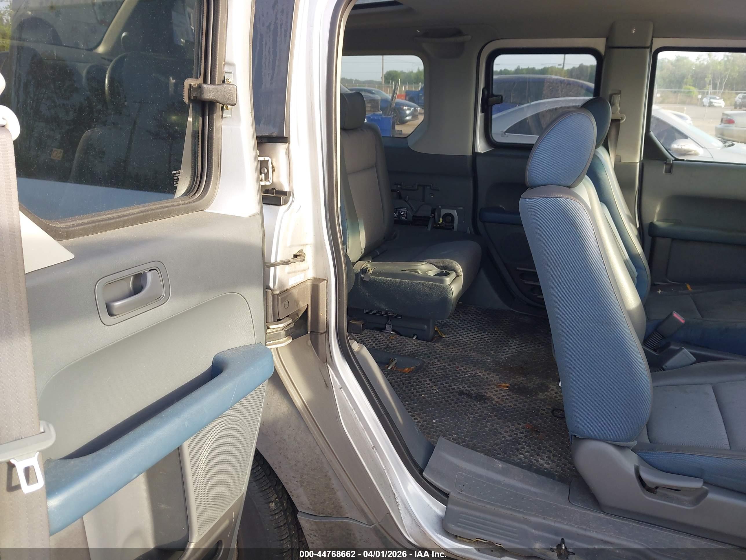 HONDA ELEMENT image 8