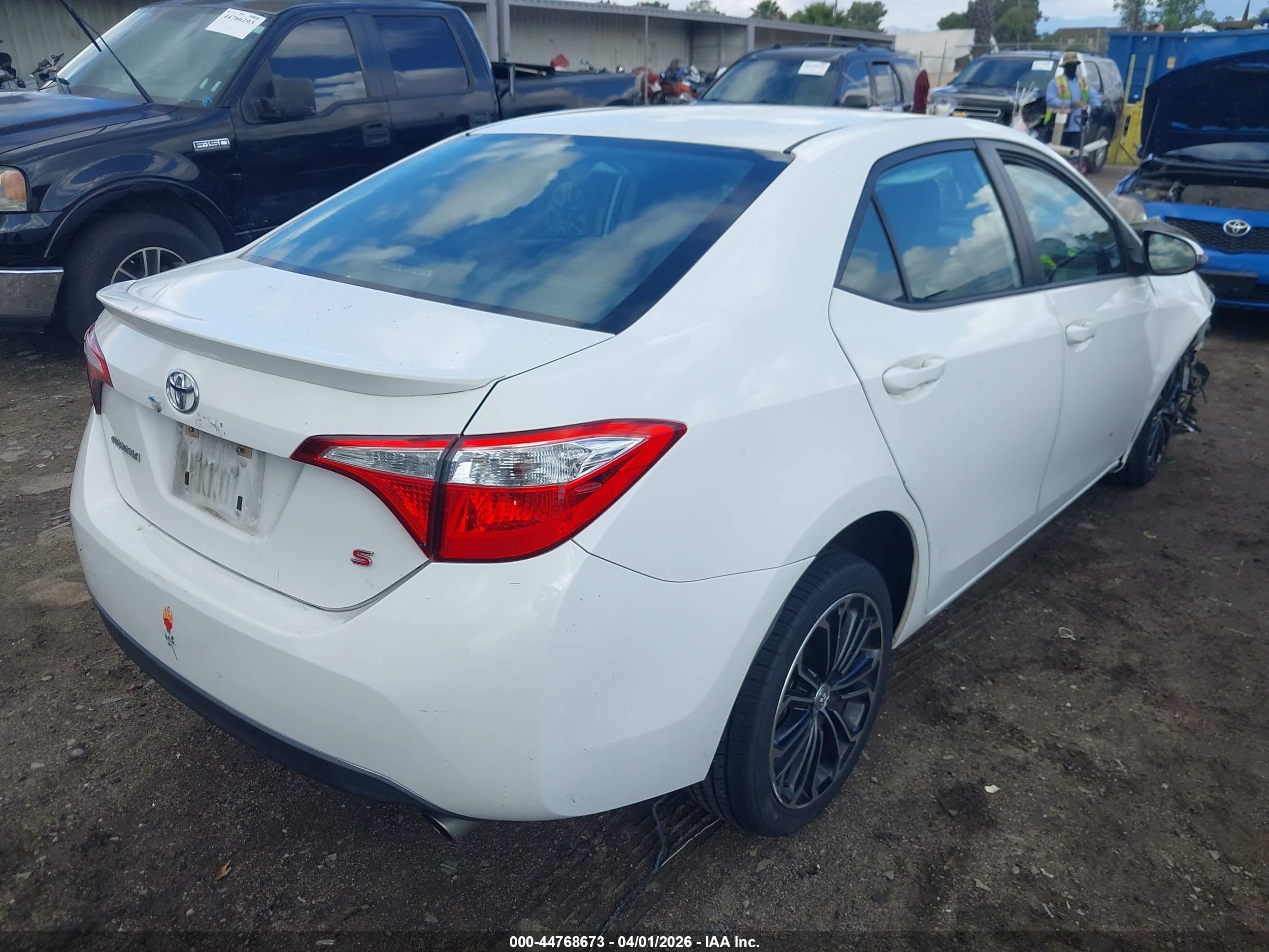TOYOTA COROLLA image 4