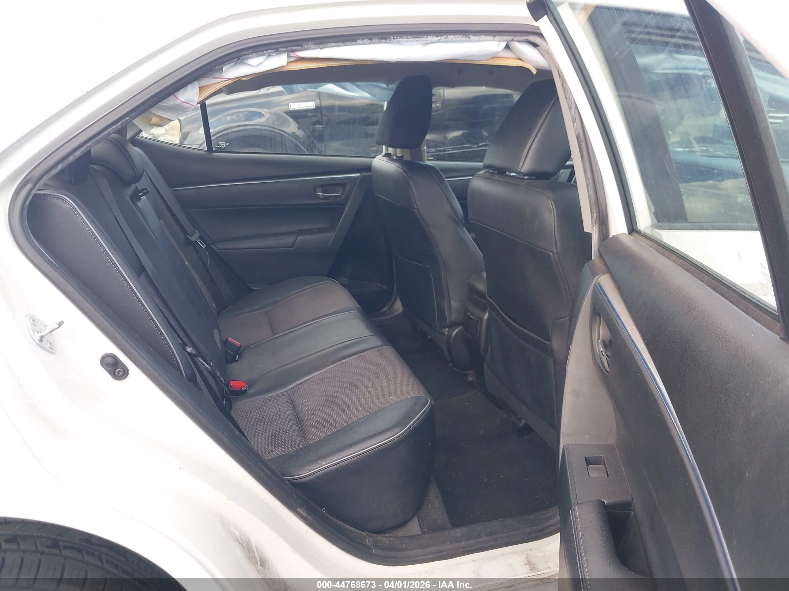 TOYOTA COROLLA image 8
