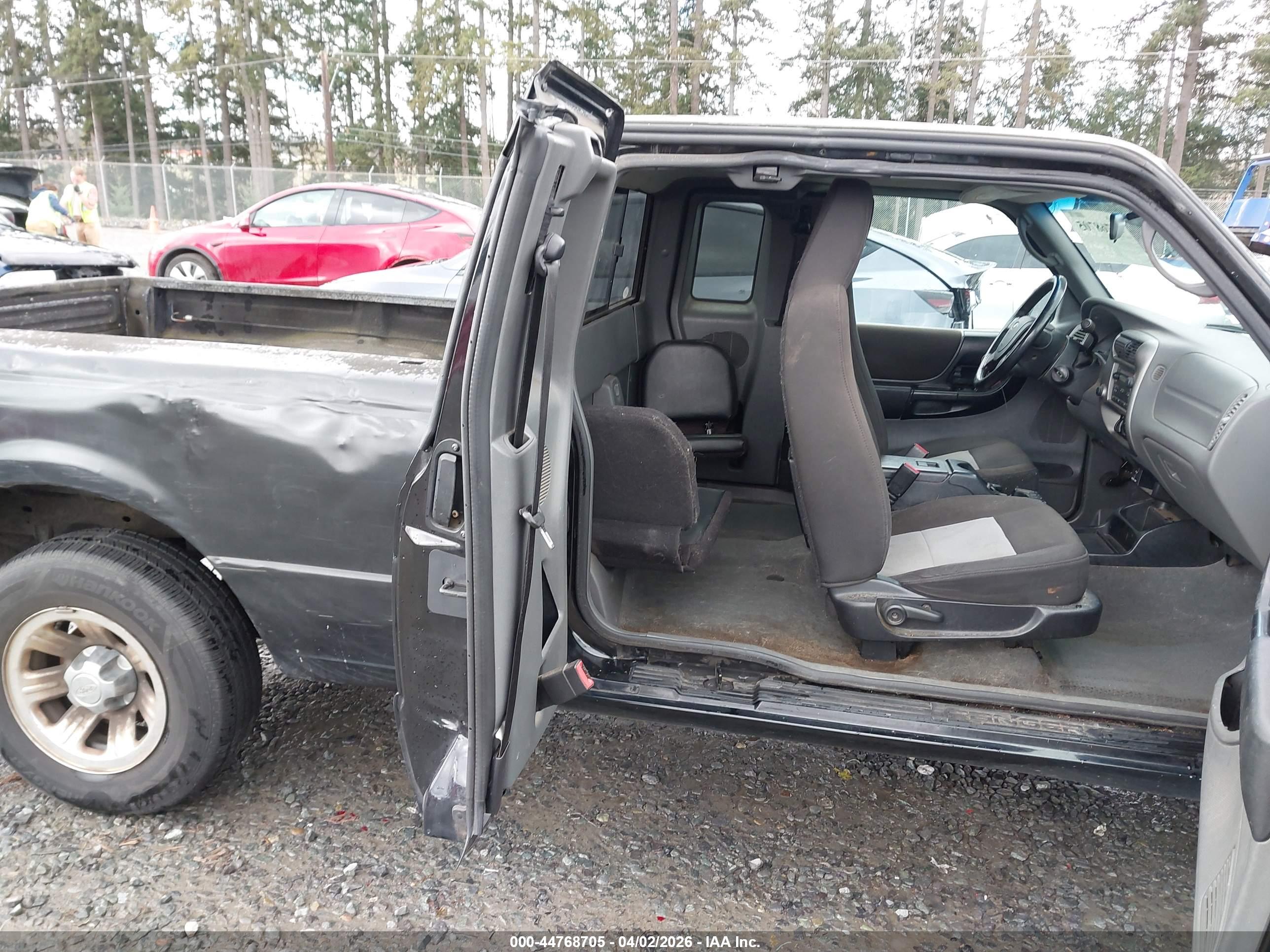 FORD RANGER image 8