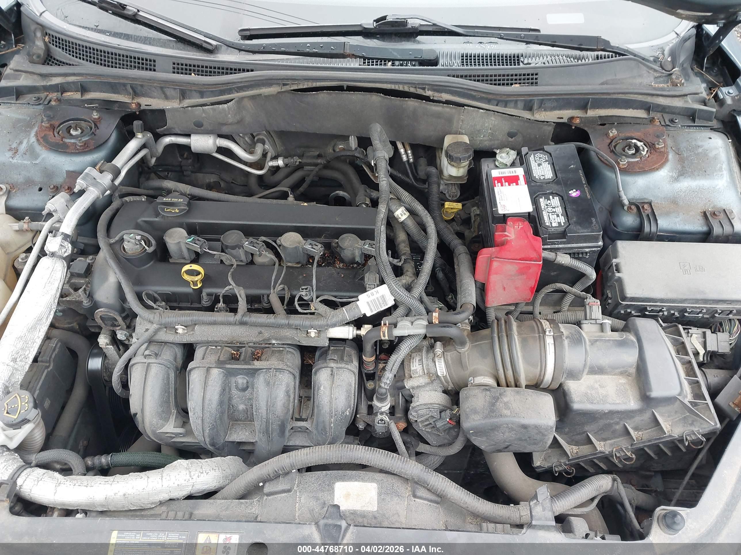 FORD FUSION image 10