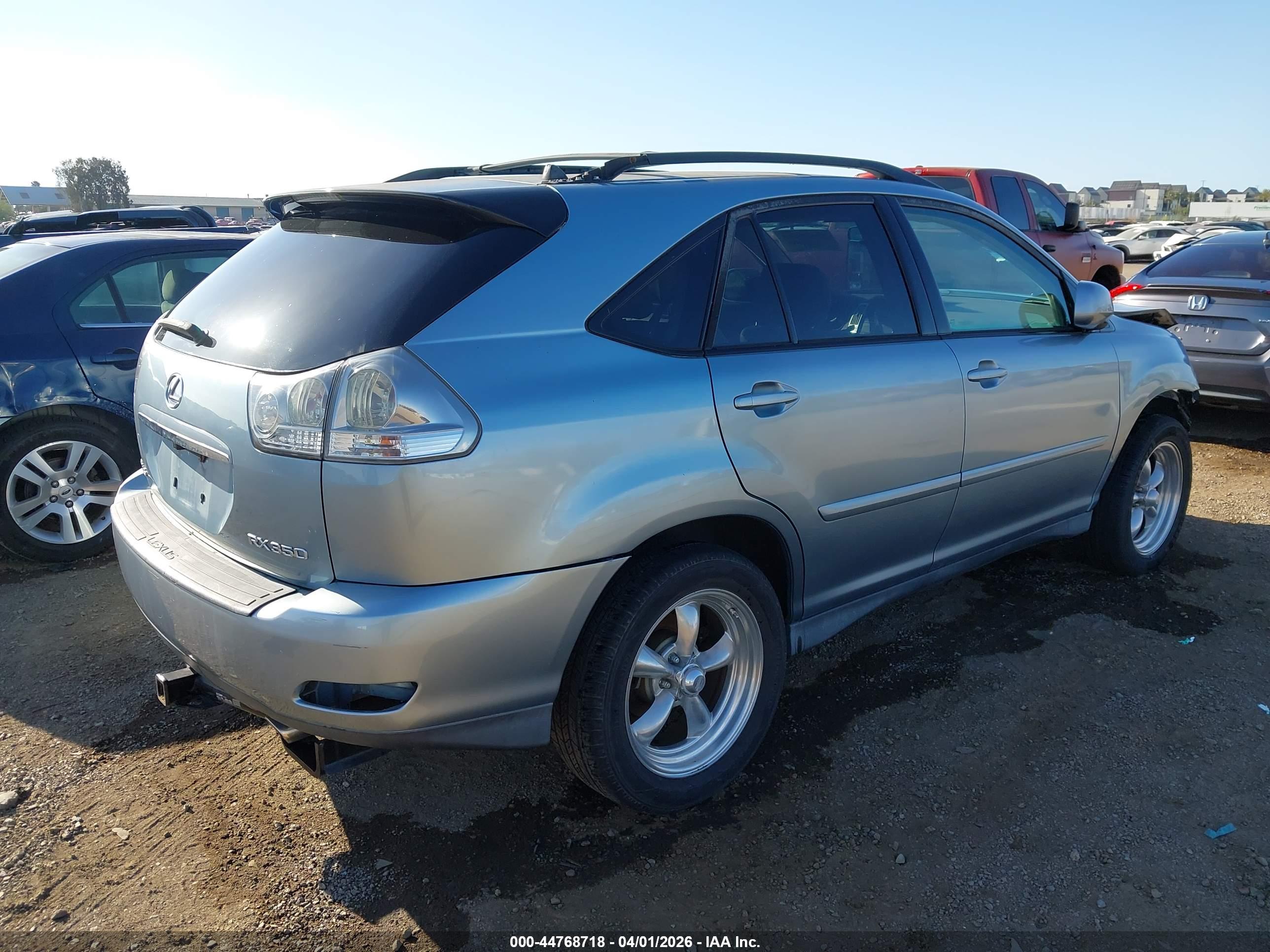 LEXUS RX image 4