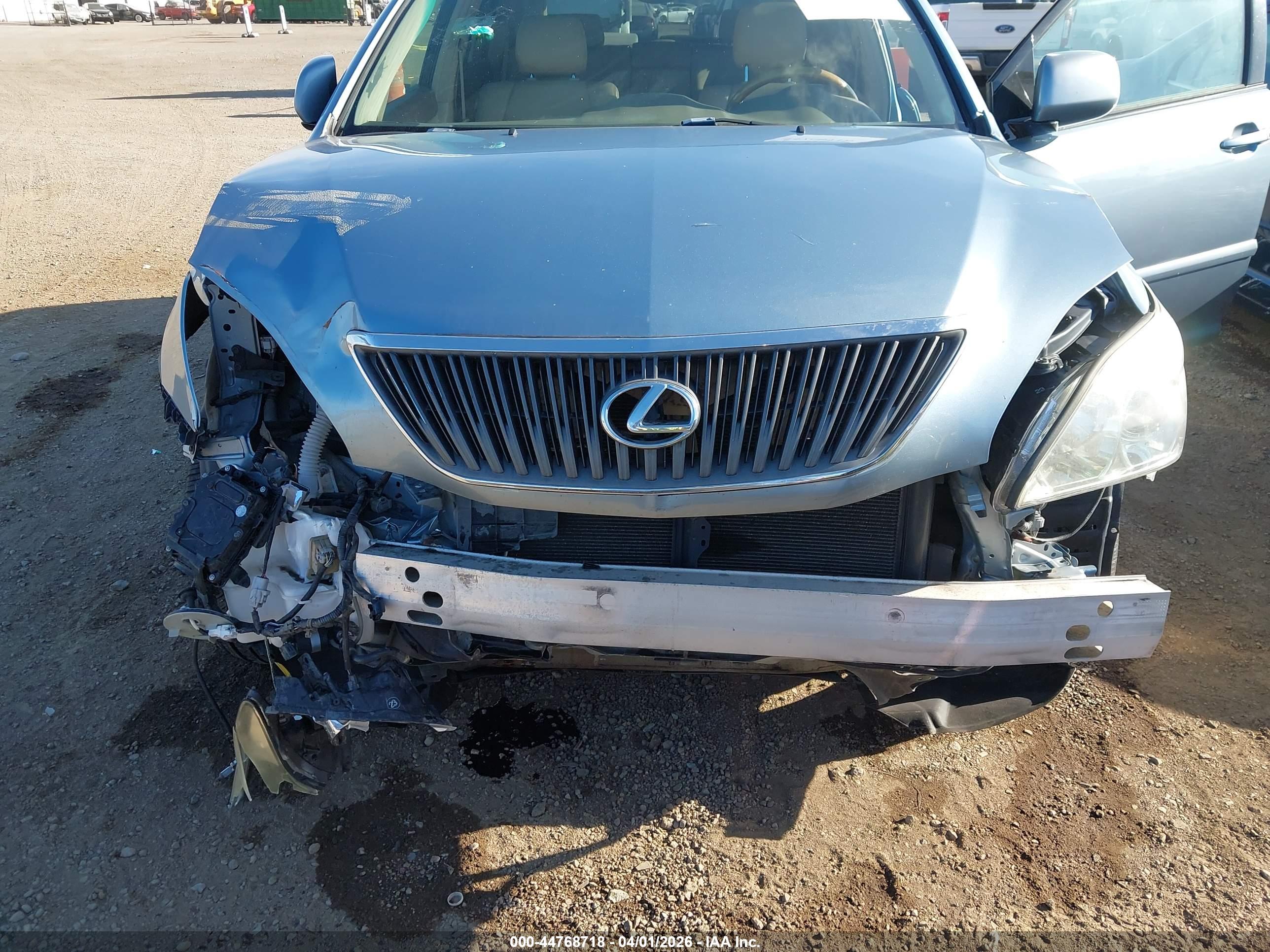 LEXUS RX image 6