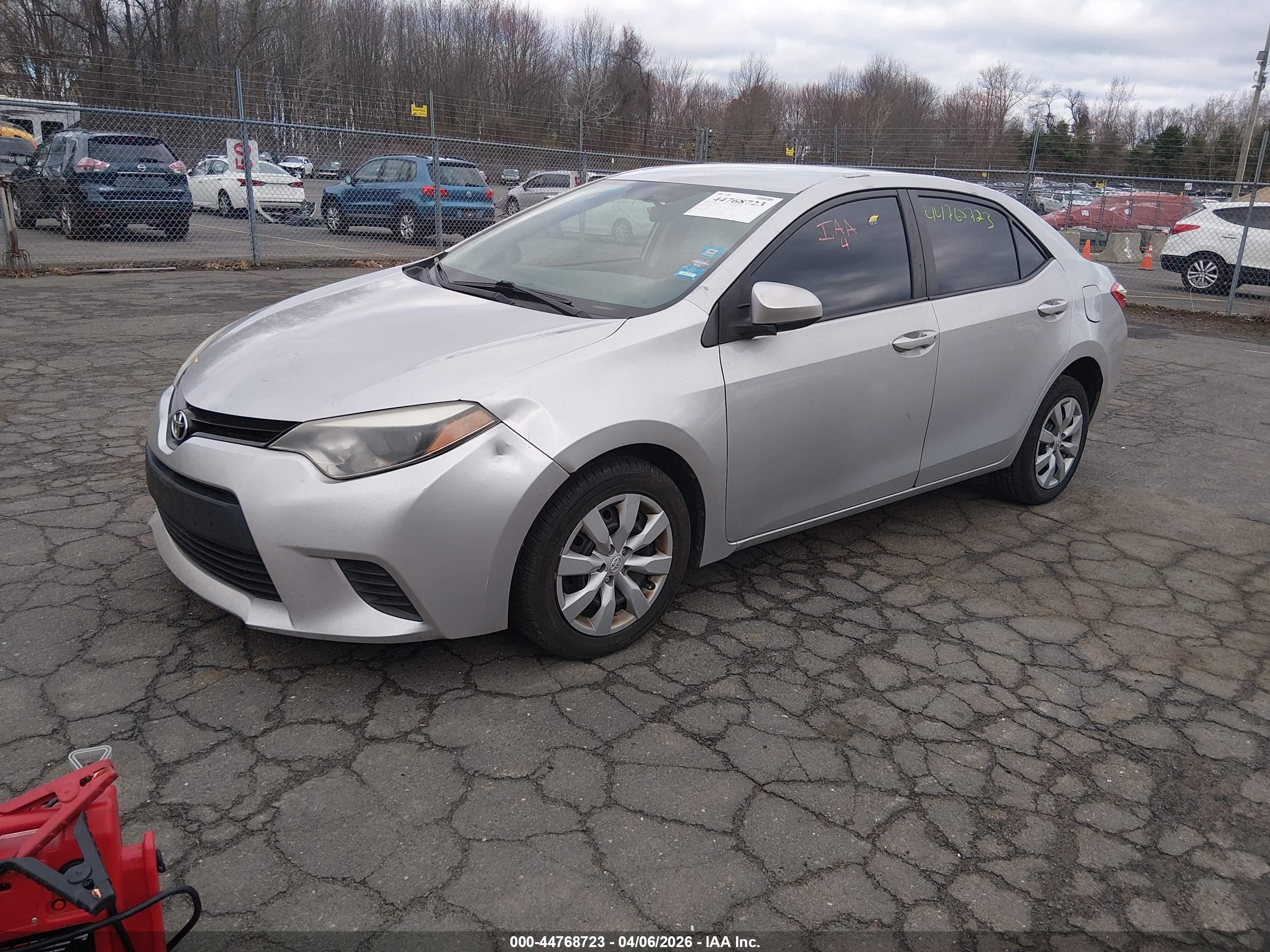 TOYOTA COROLLA image 2