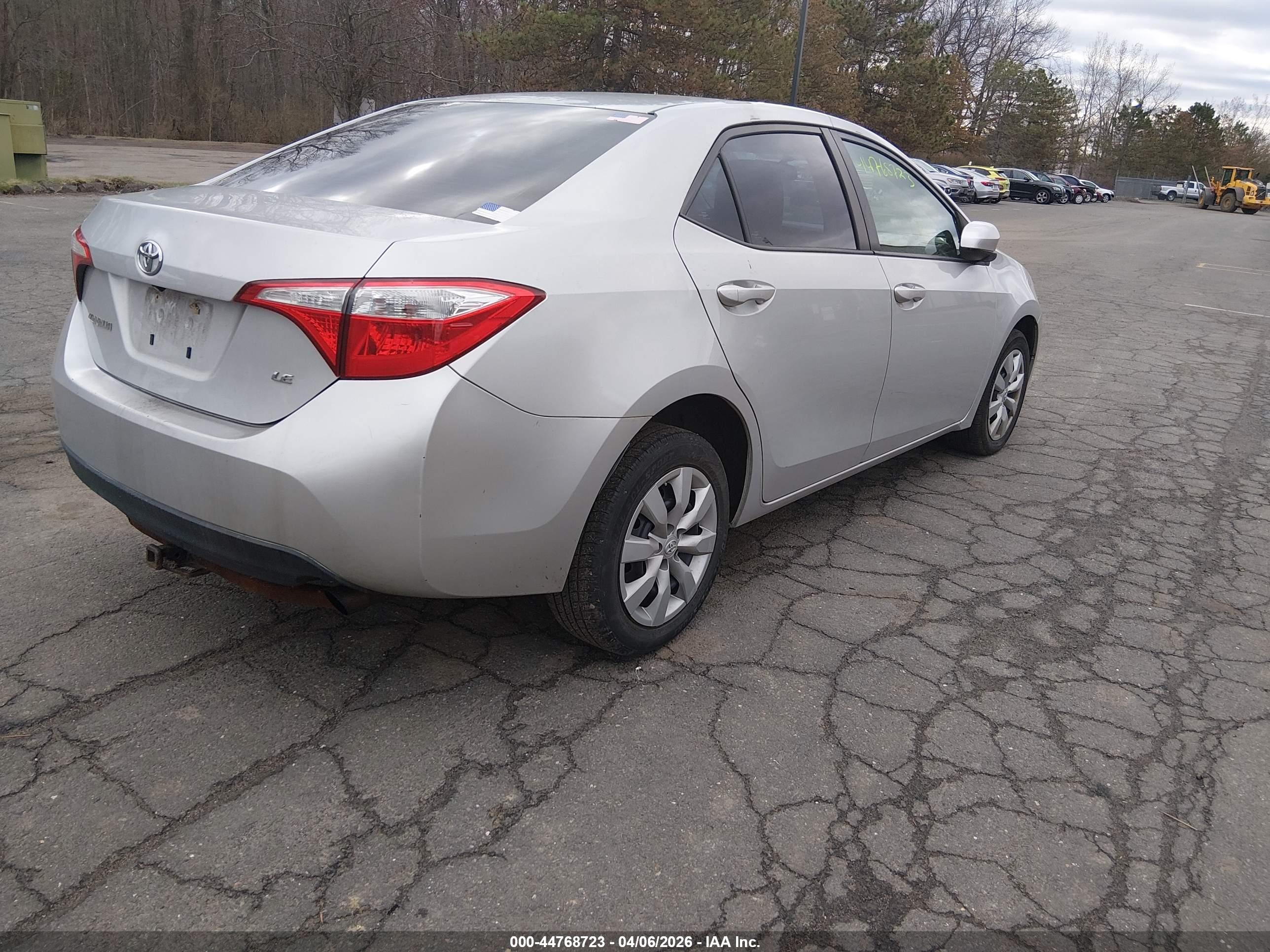TOYOTA COROLLA image 4
