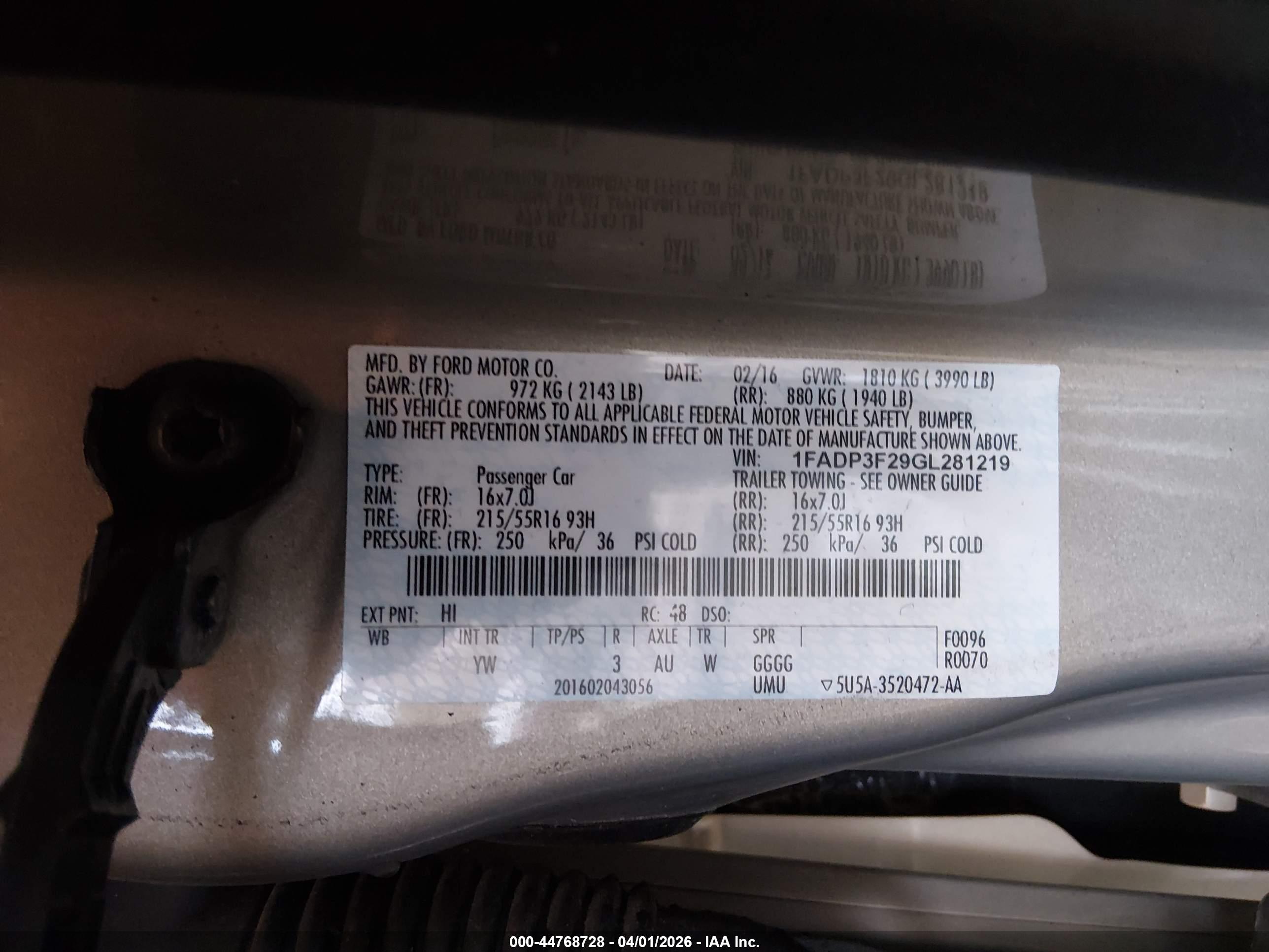 FORD FOCUS image 9