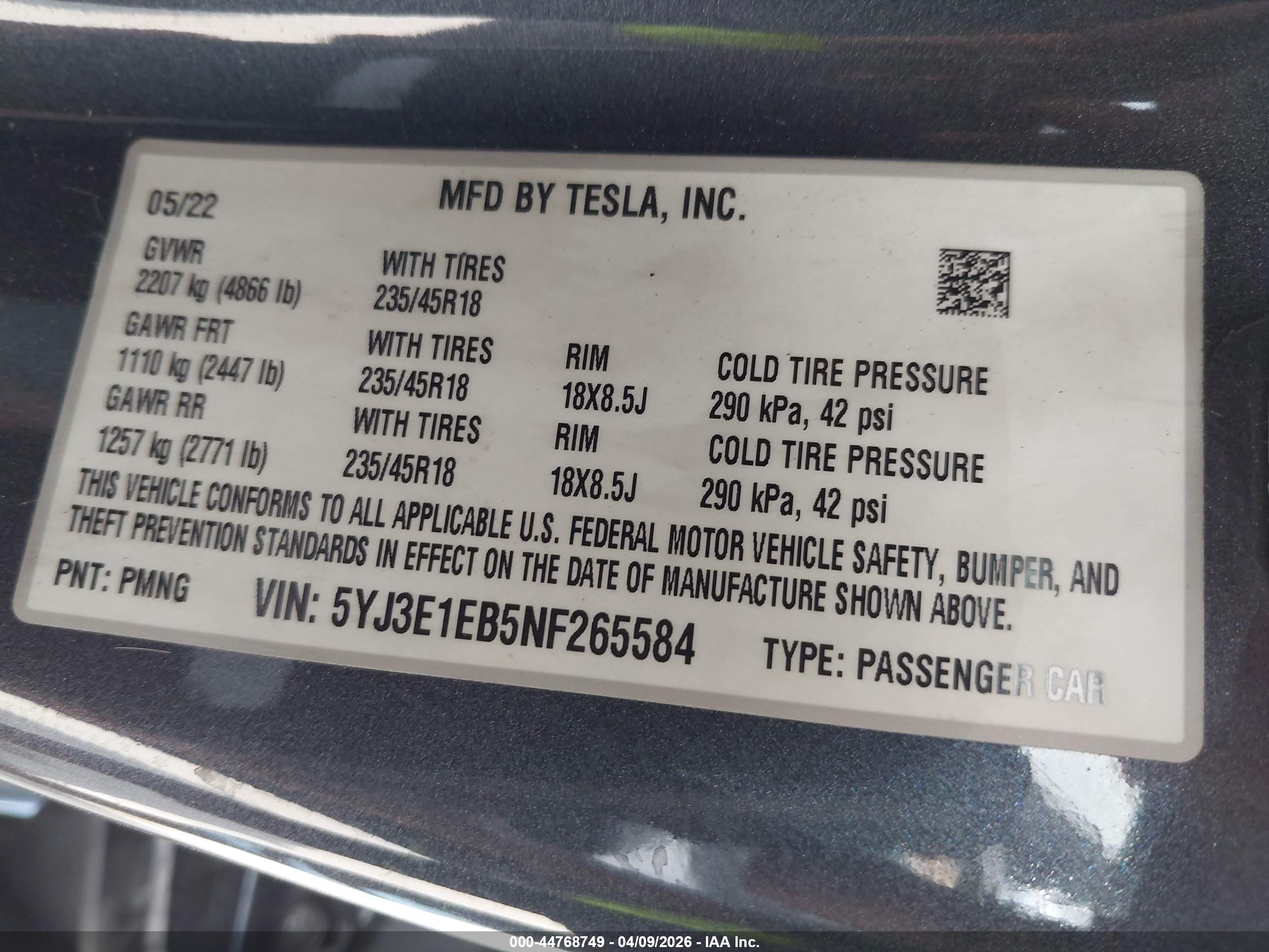TESLA MODEL image 9