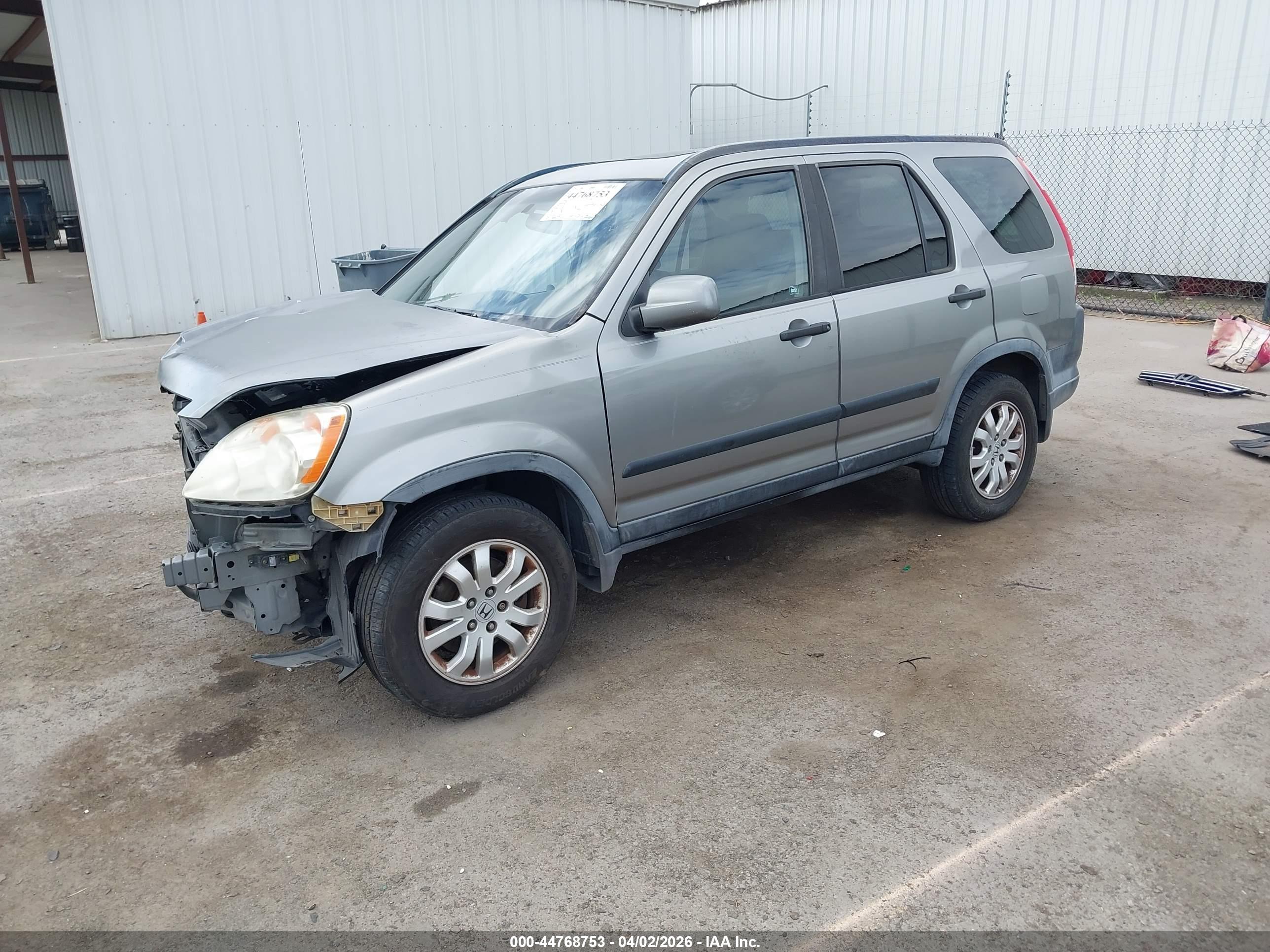 HONDA CR-V image 2