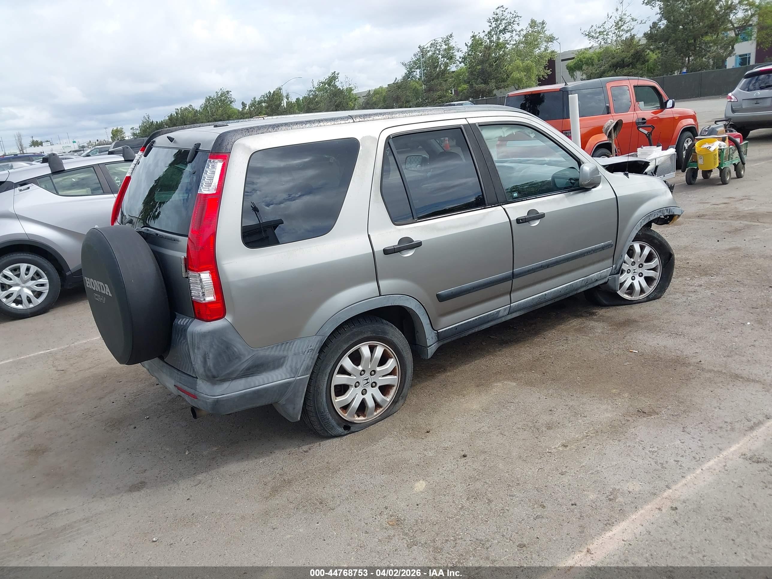 HONDA CR-V image 4