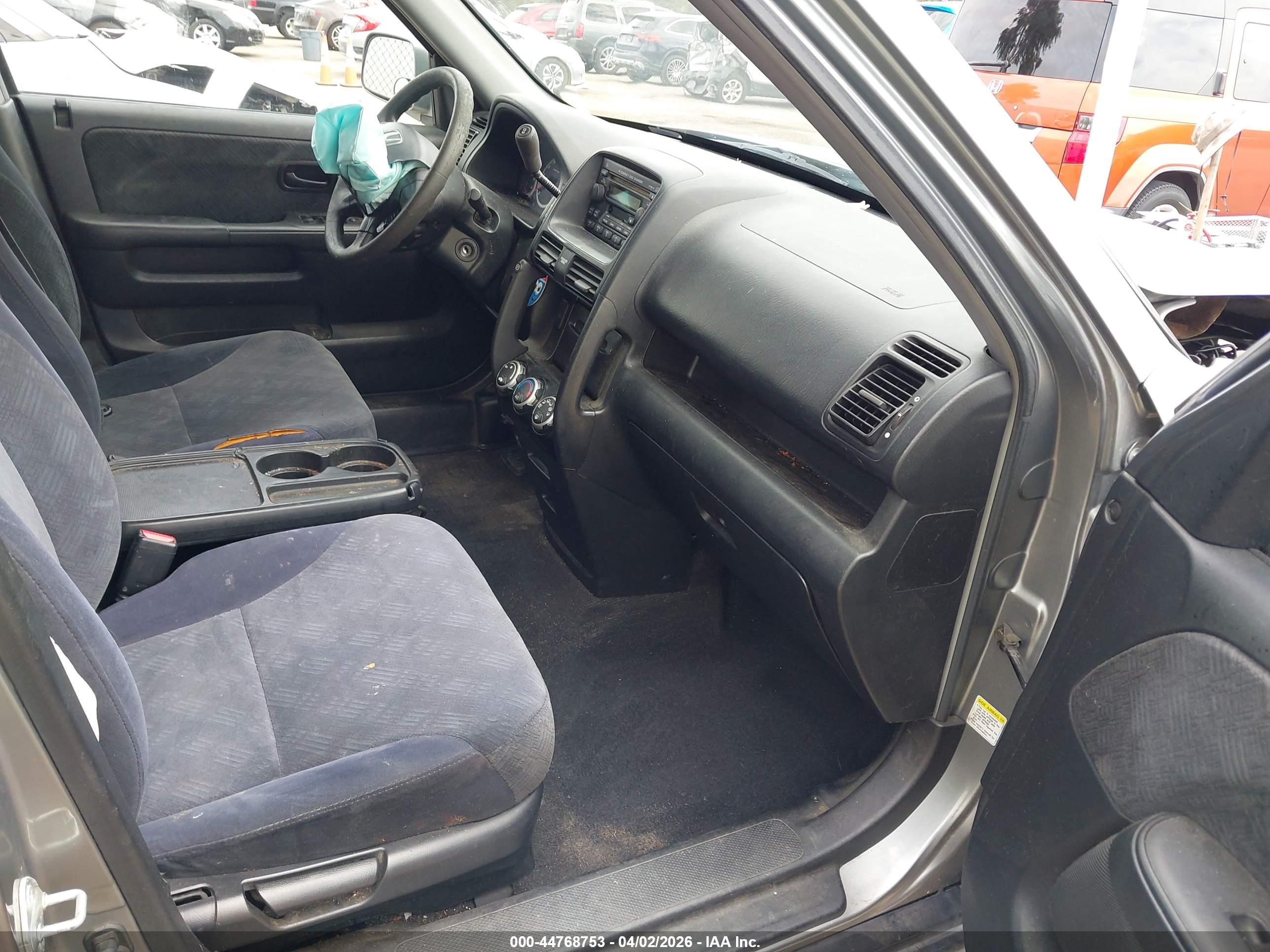 HONDA CR-V image 5