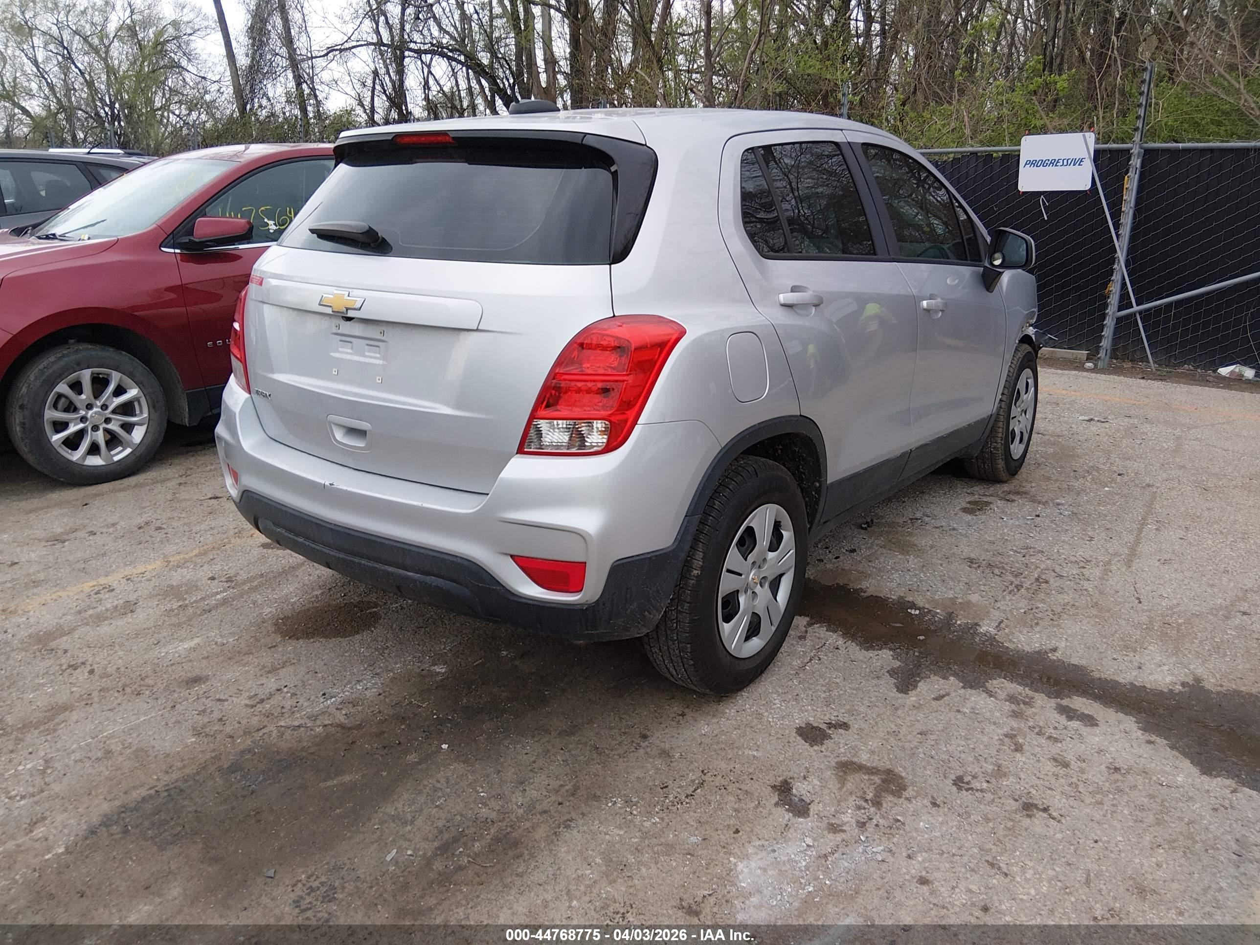 CHEVROLET TRAX image 4