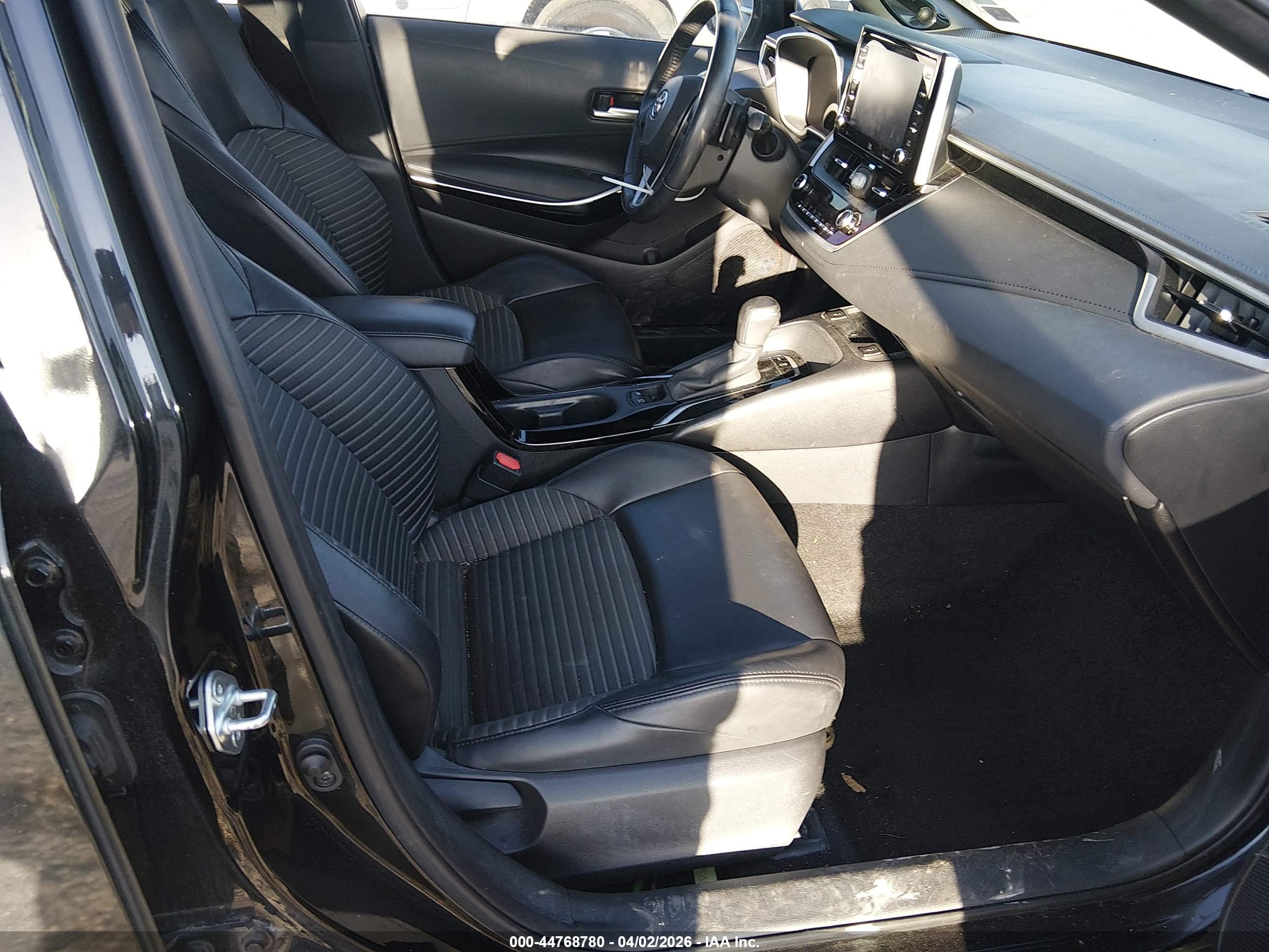 TOYOTA COROLLA image 5