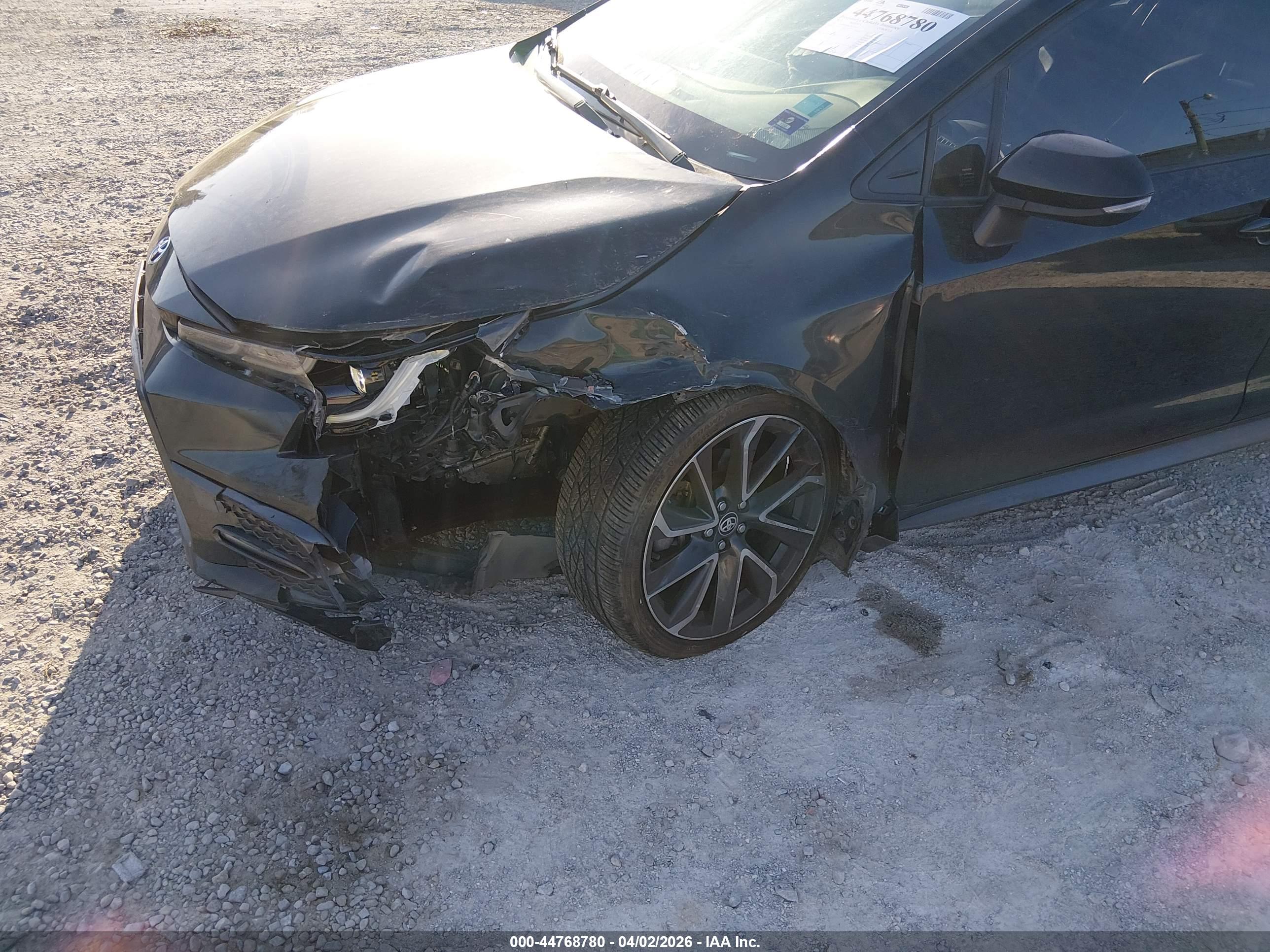 TOYOTA COROLLA image 6