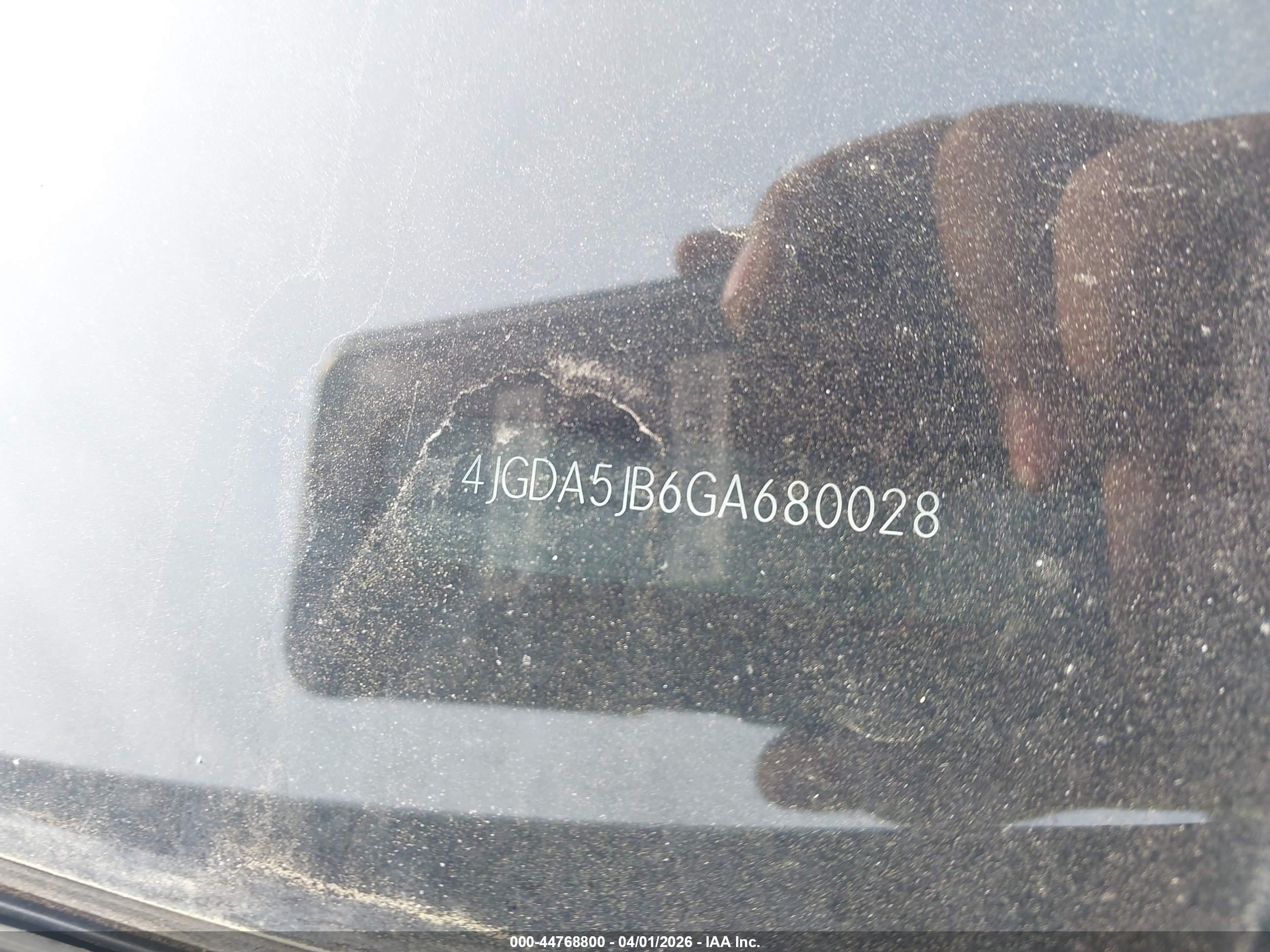 MERCEDES-BENZ GLE image 9