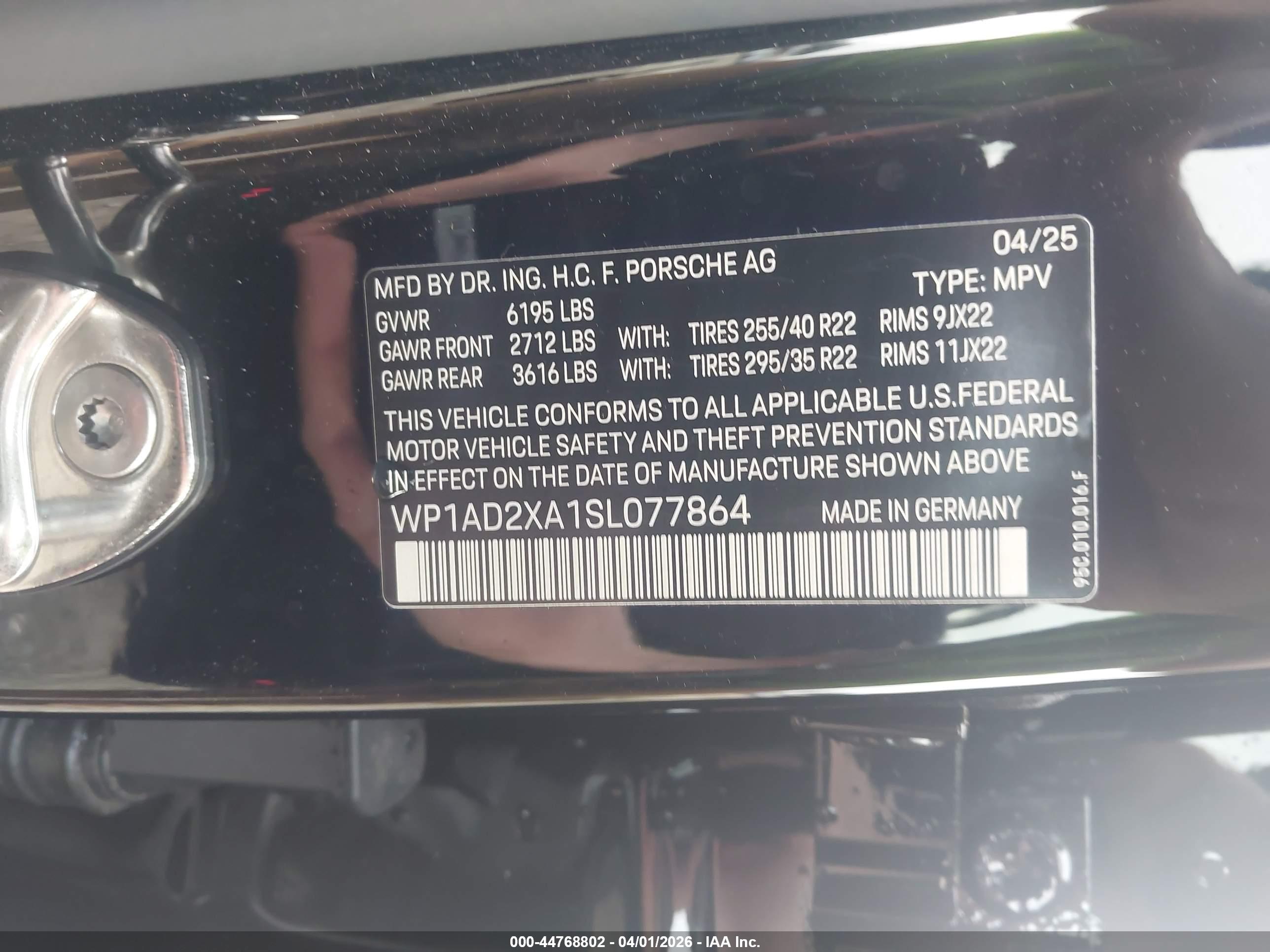 PORSCHE MACAN image 9