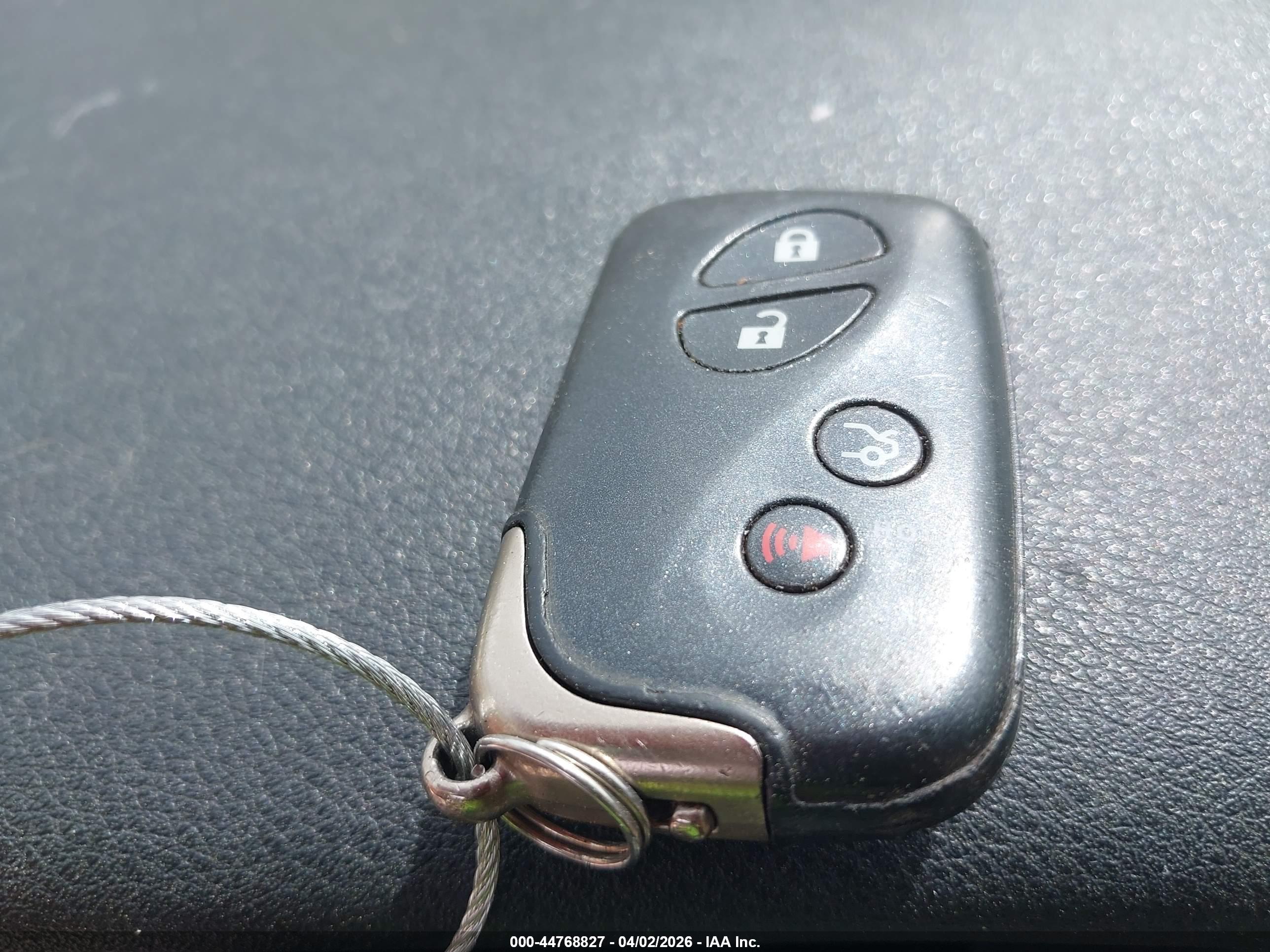 LEXUS IS image 11