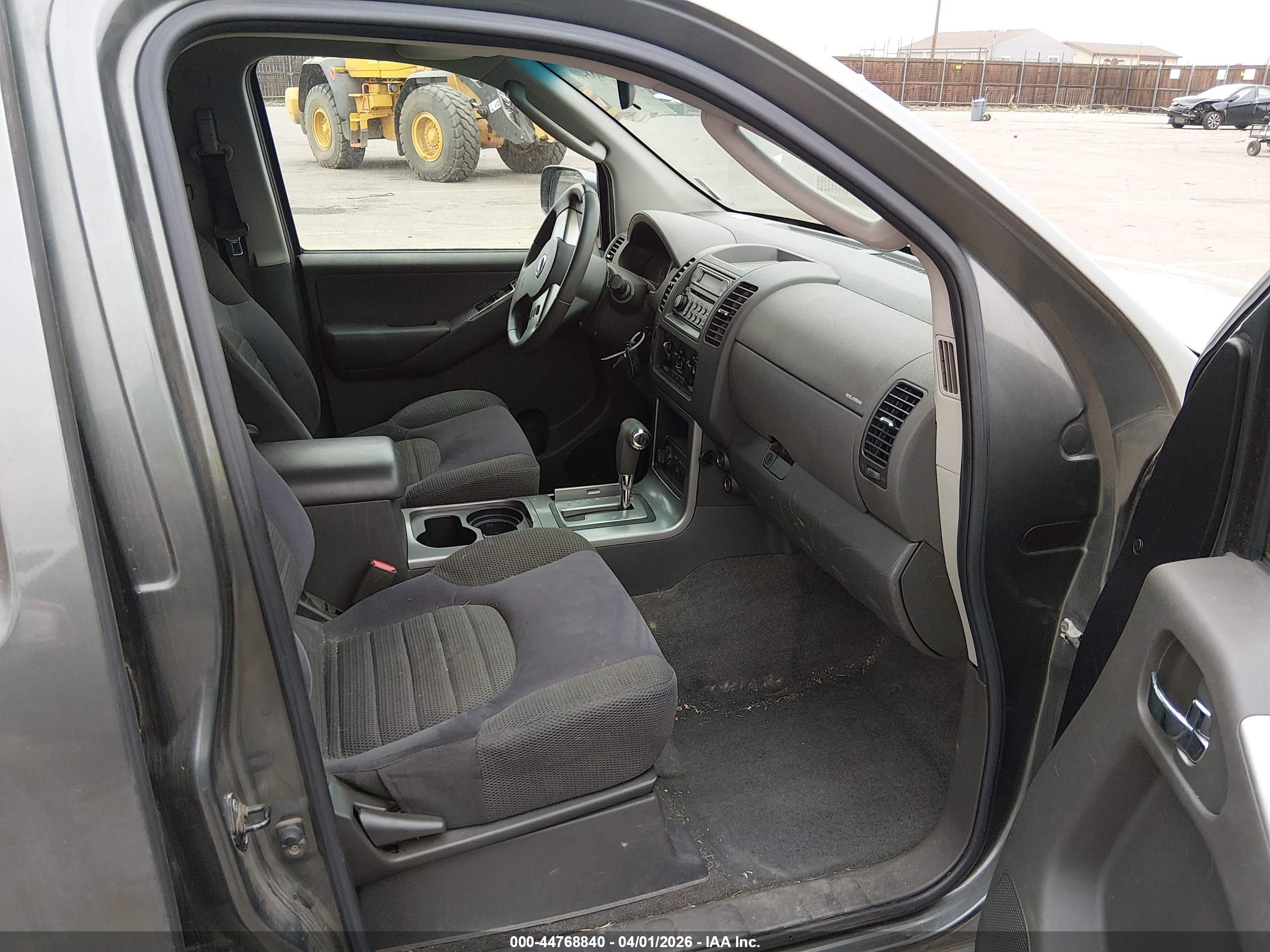 NISSAN PATHFINDER image 5