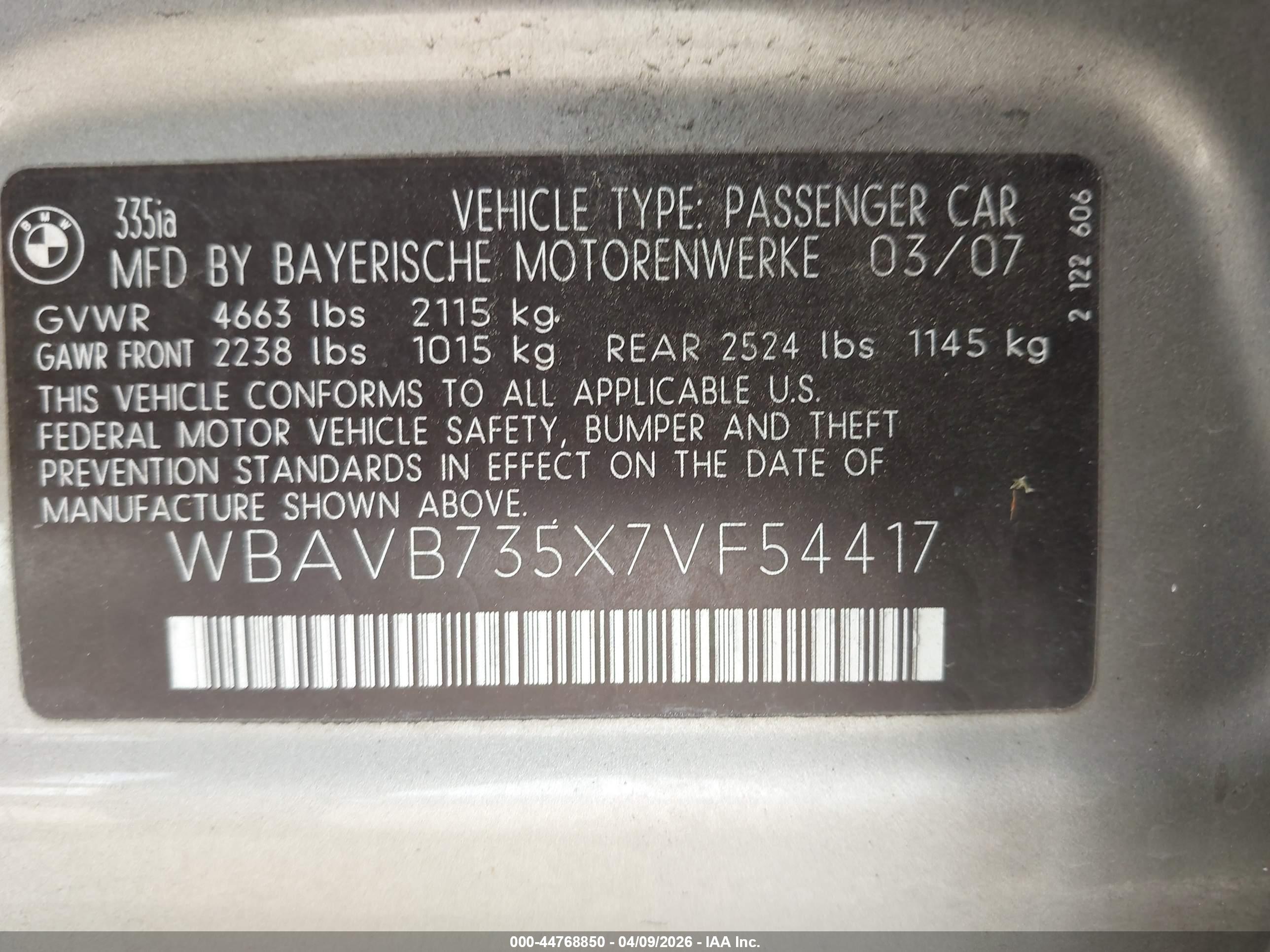 BMW 335I image 9