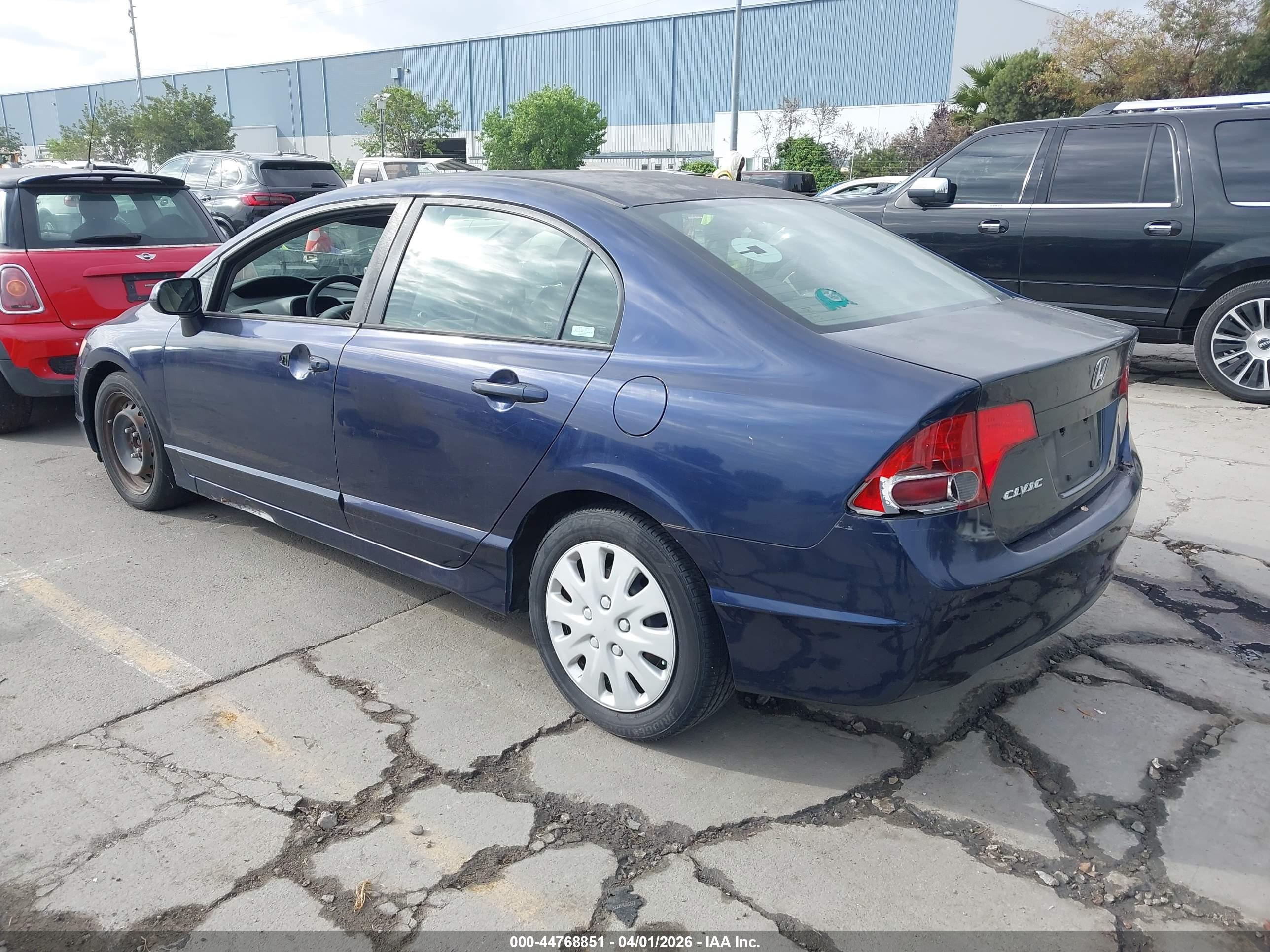 HONDA CIVIC image 3
