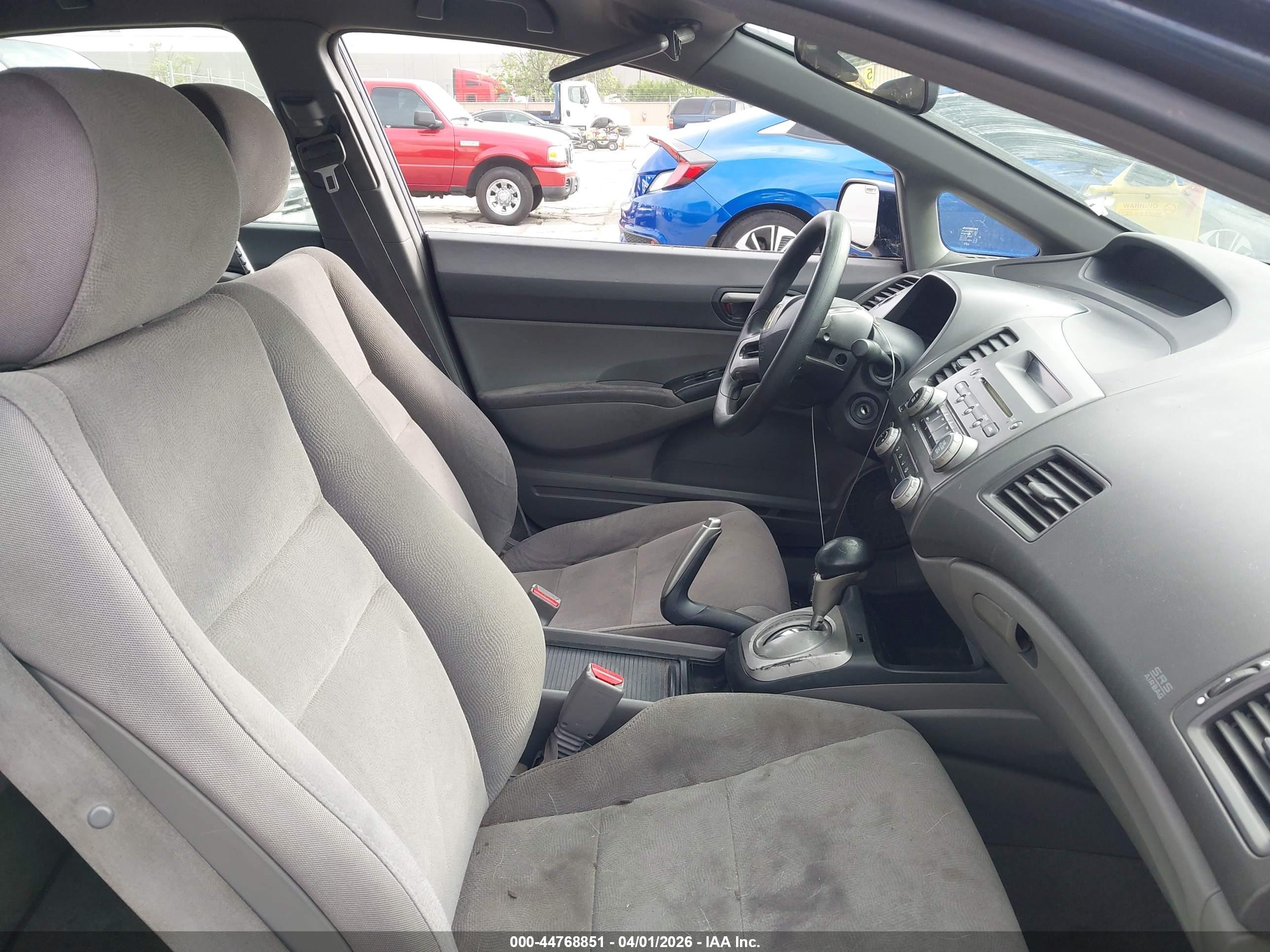 HONDA CIVIC image 5