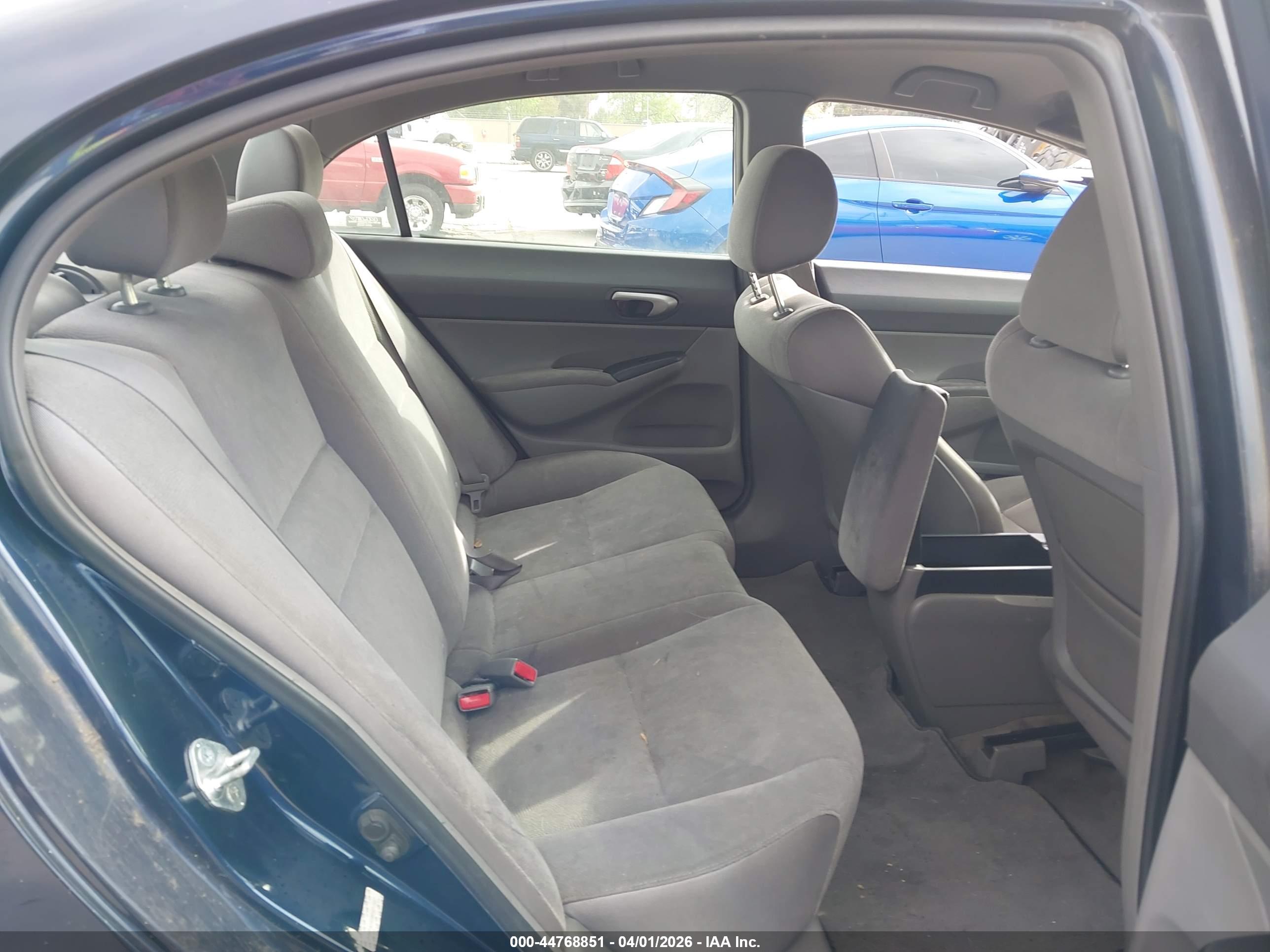 HONDA CIVIC image 8
