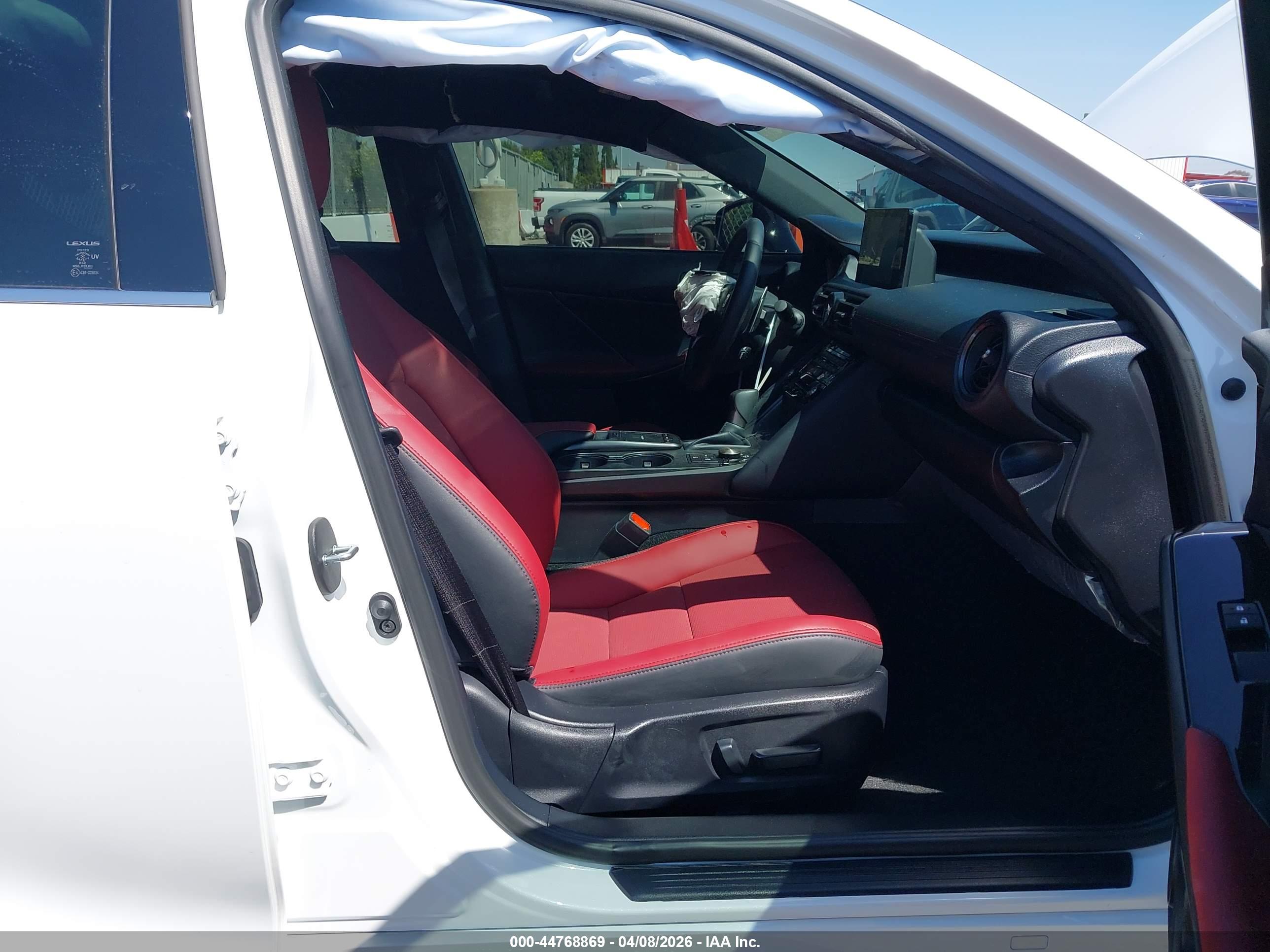 LEXUS IS image 5