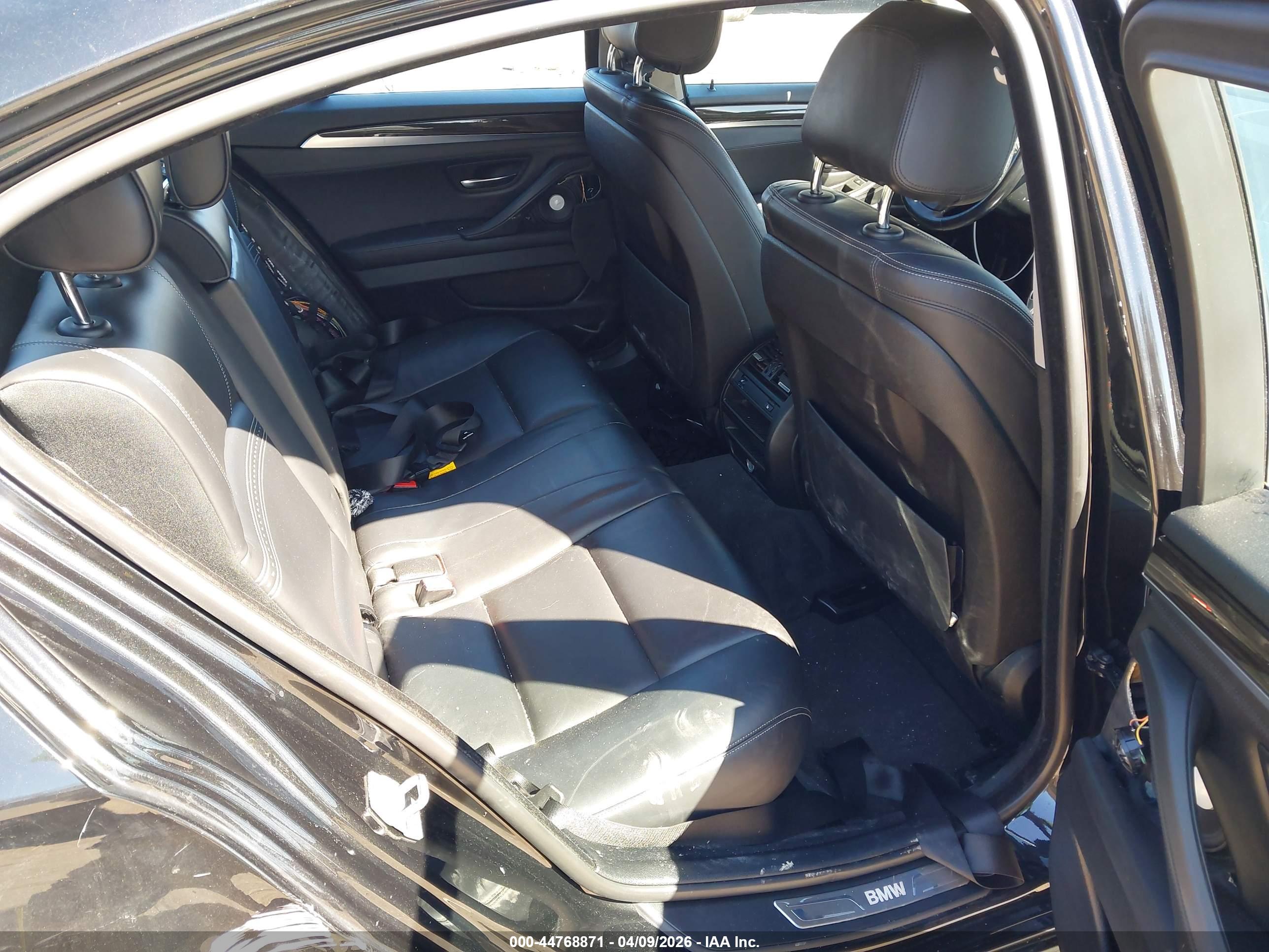 BMW 535I image 8