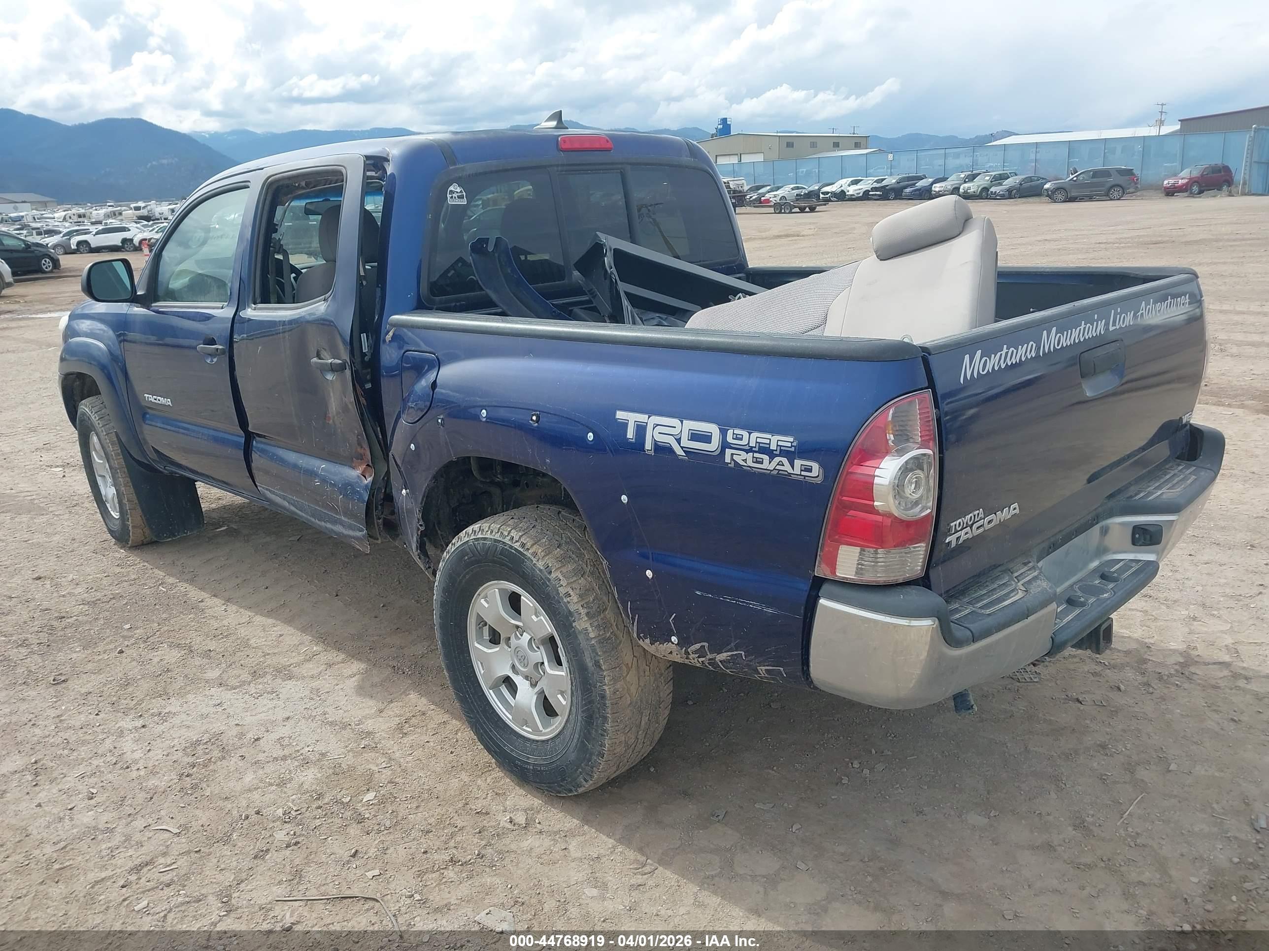 TOYOTA TACOMA image 3