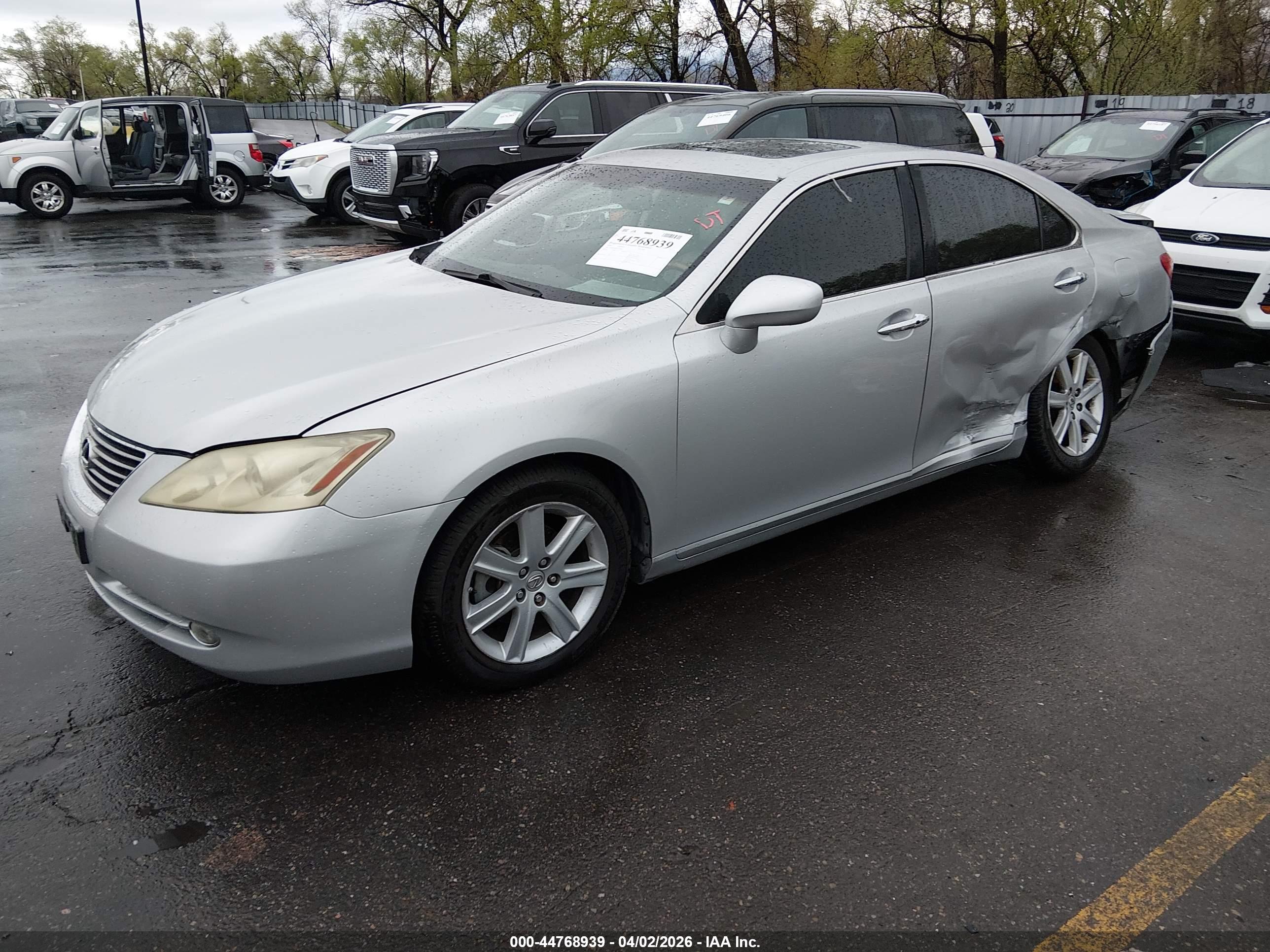 LEXUS ES image 2