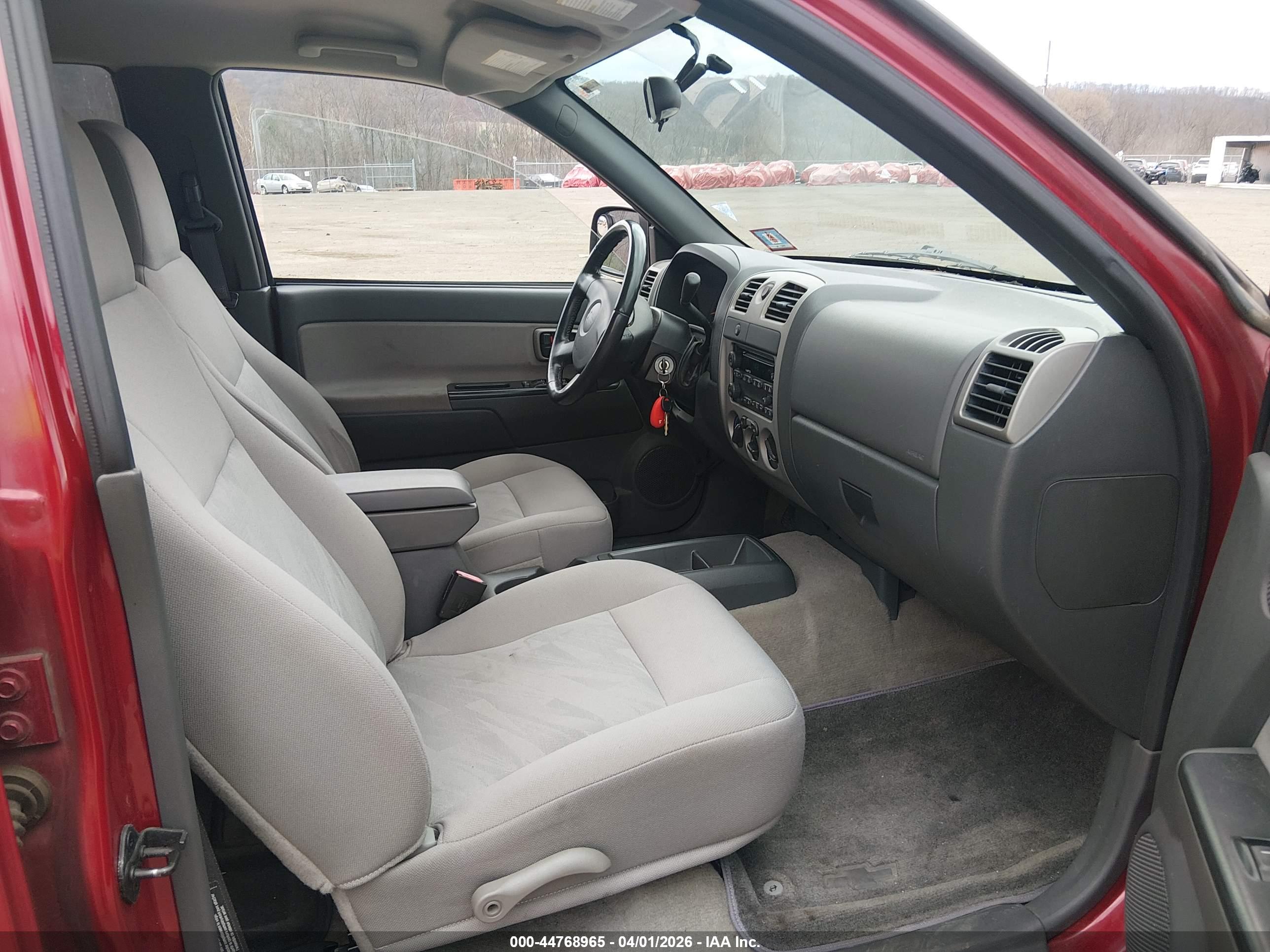 CHEVROLET COLORADO image 5