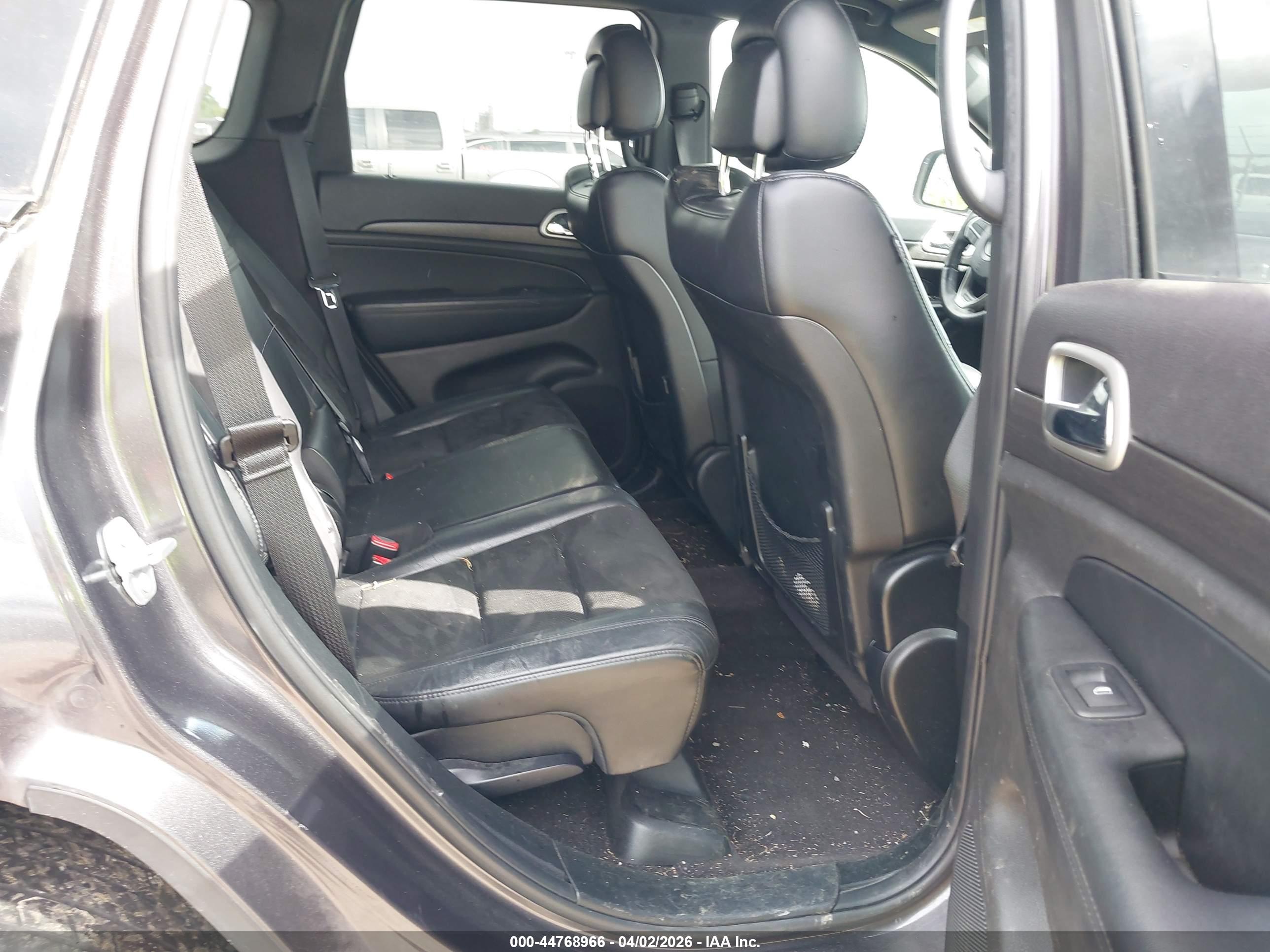 JEEP GRAND image 8