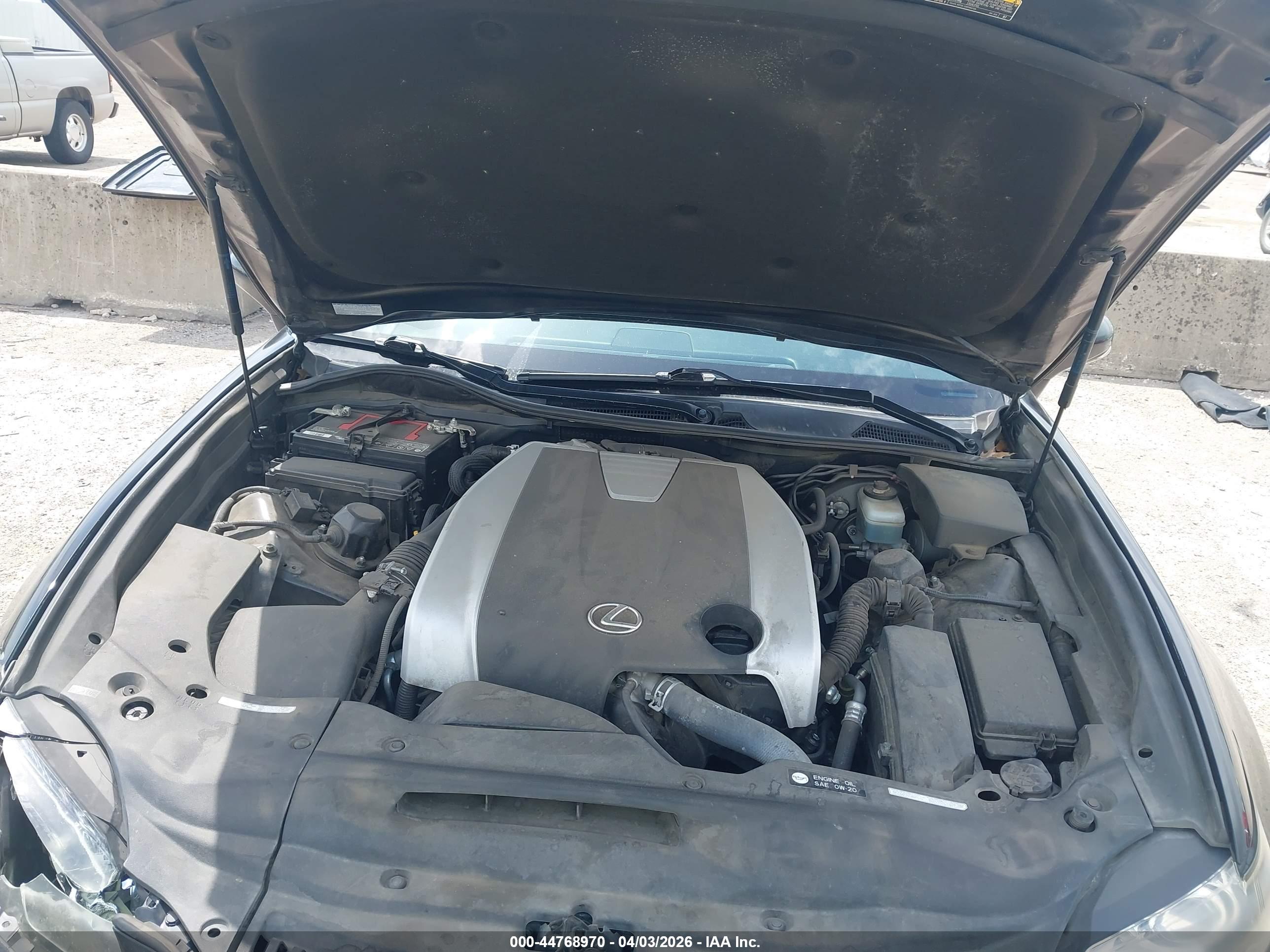 LEXUS GS image 10