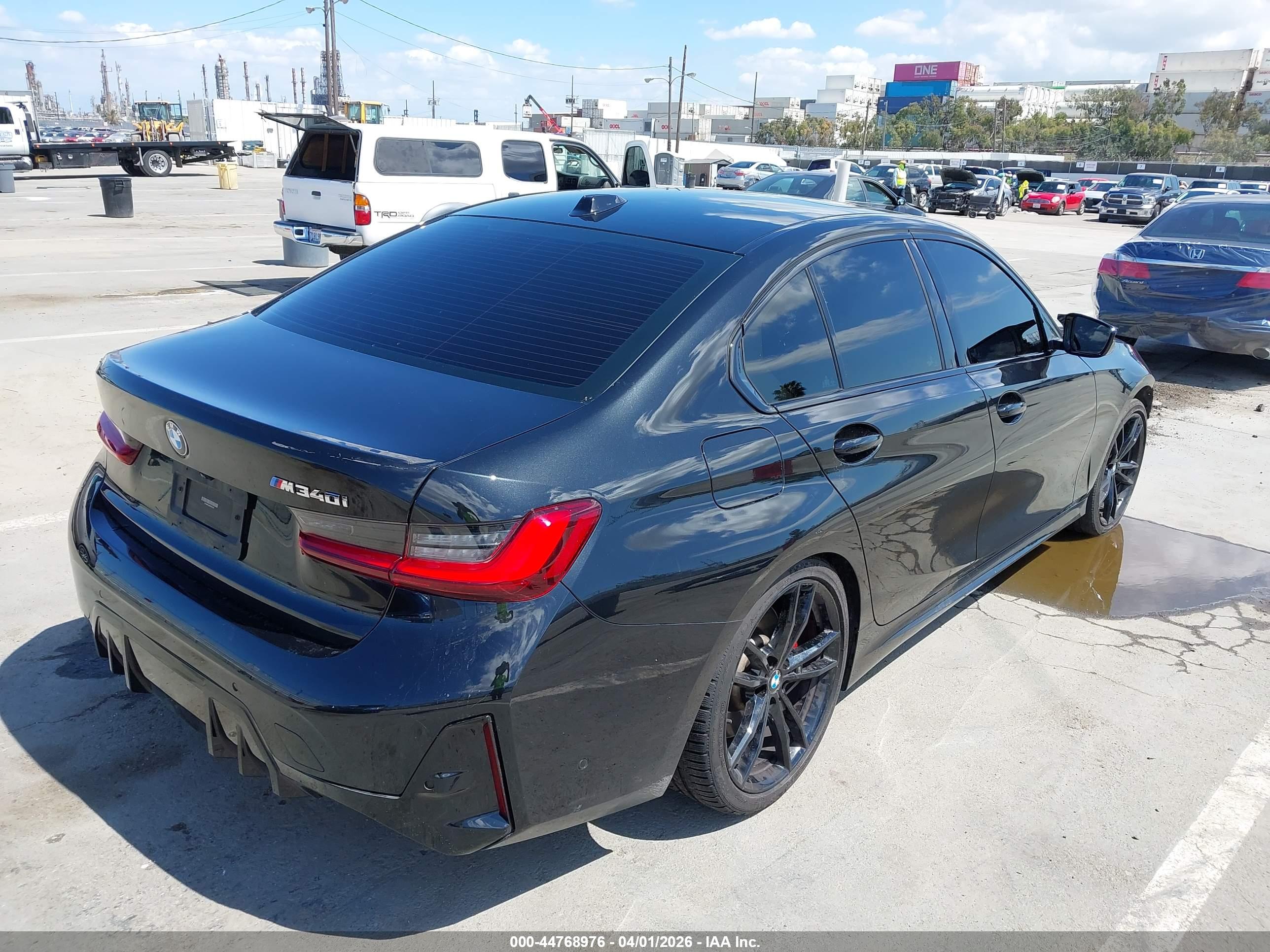 BMW M340I image 4