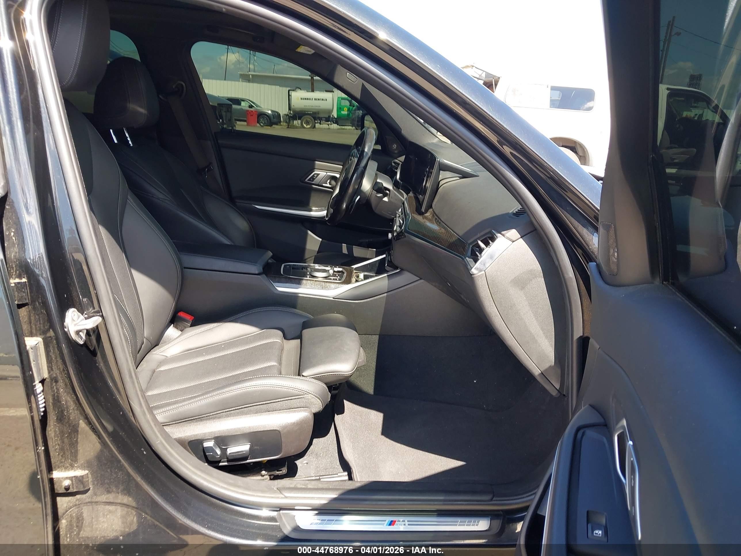 BMW M340I image 5