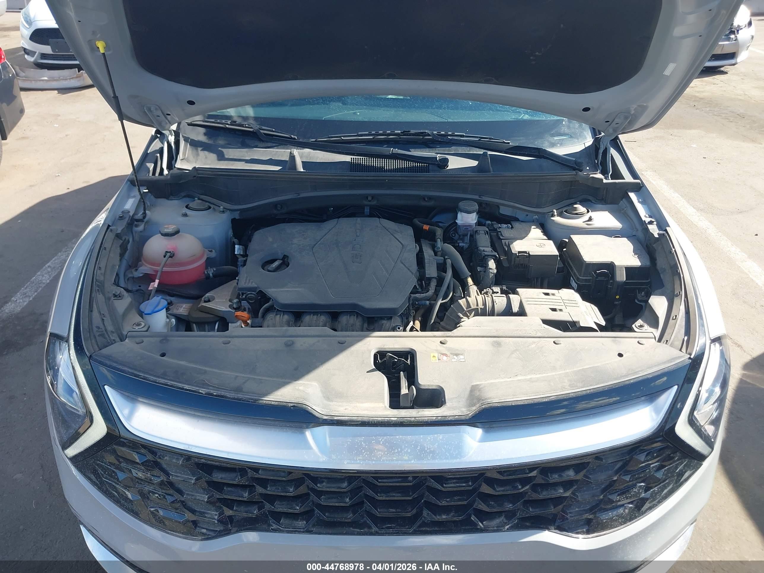 KIA SPORTAGE image 10