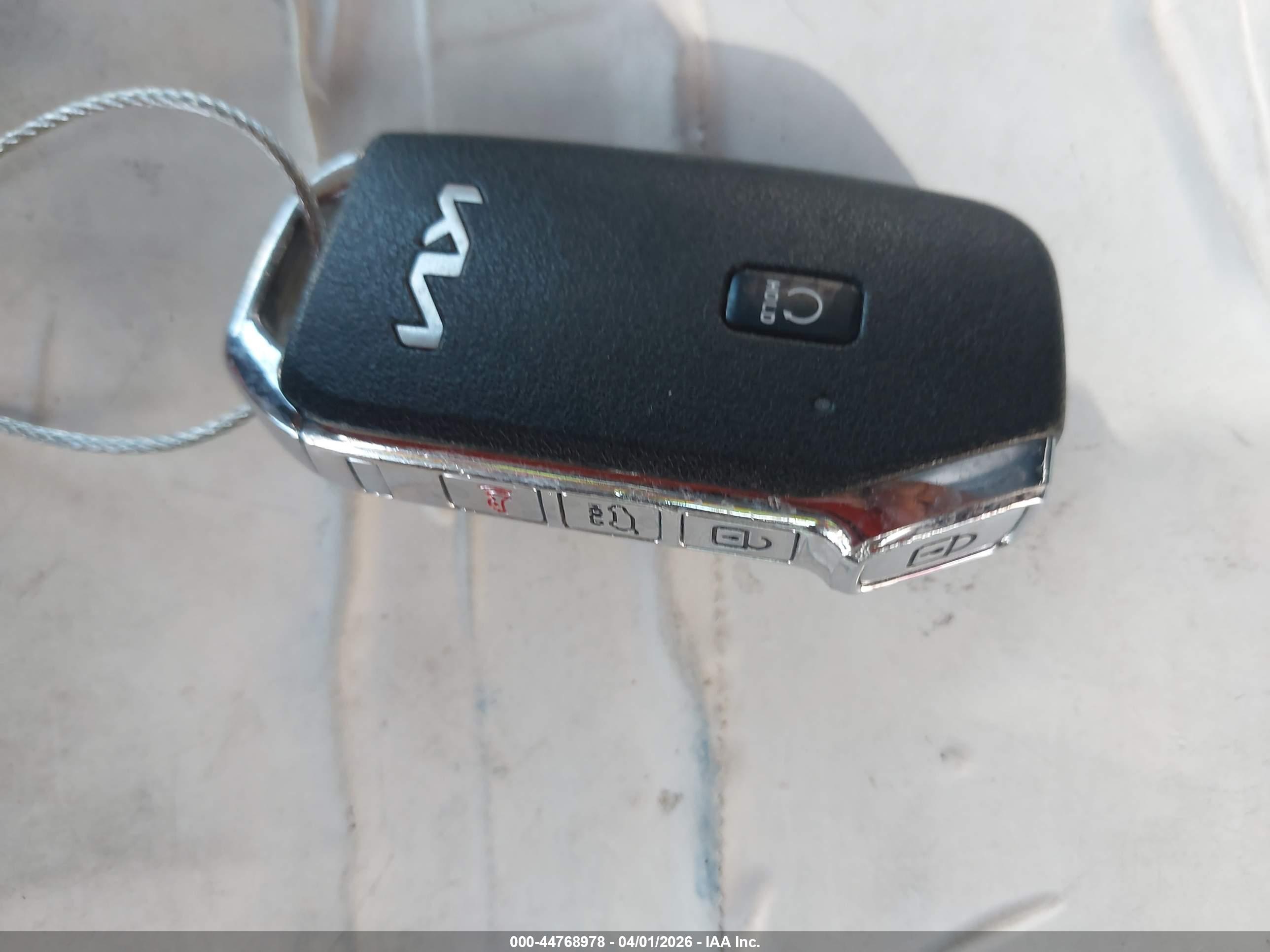 KIA SPORTAGE image 11