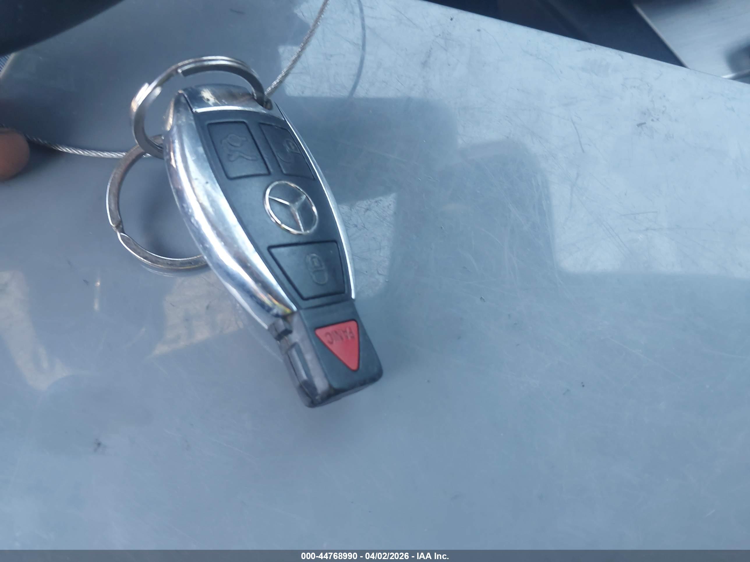 MERCEDES-BENZ C image 11