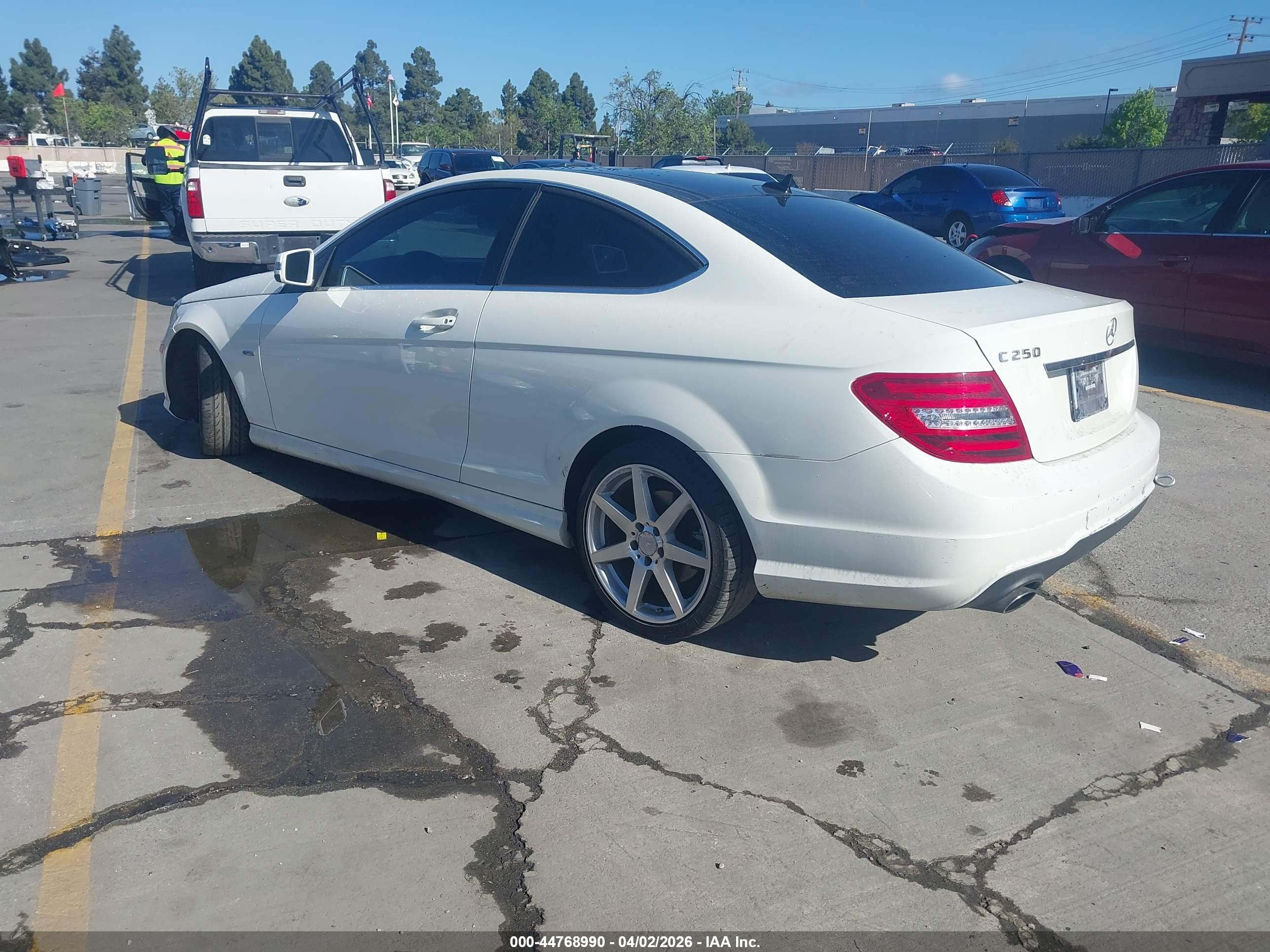 MERCEDES-BENZ C image 3