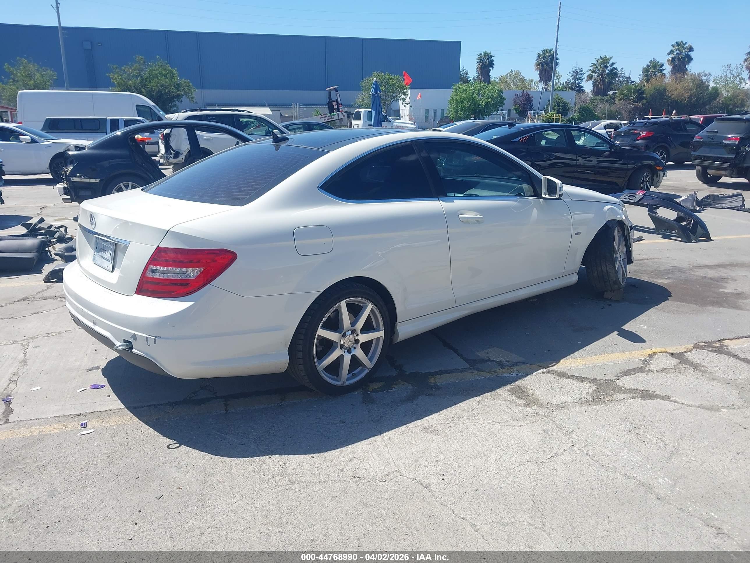 MERCEDES-BENZ C image 4