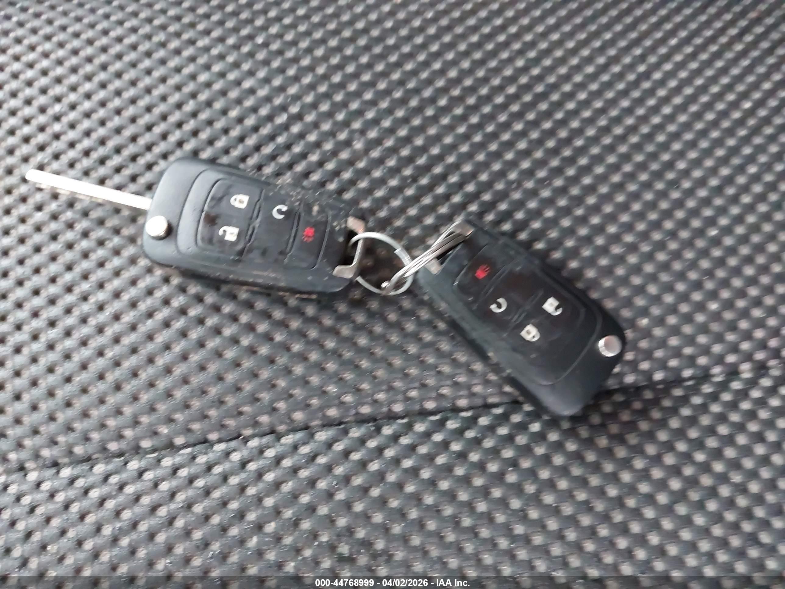 GMC TERRAIN image 11