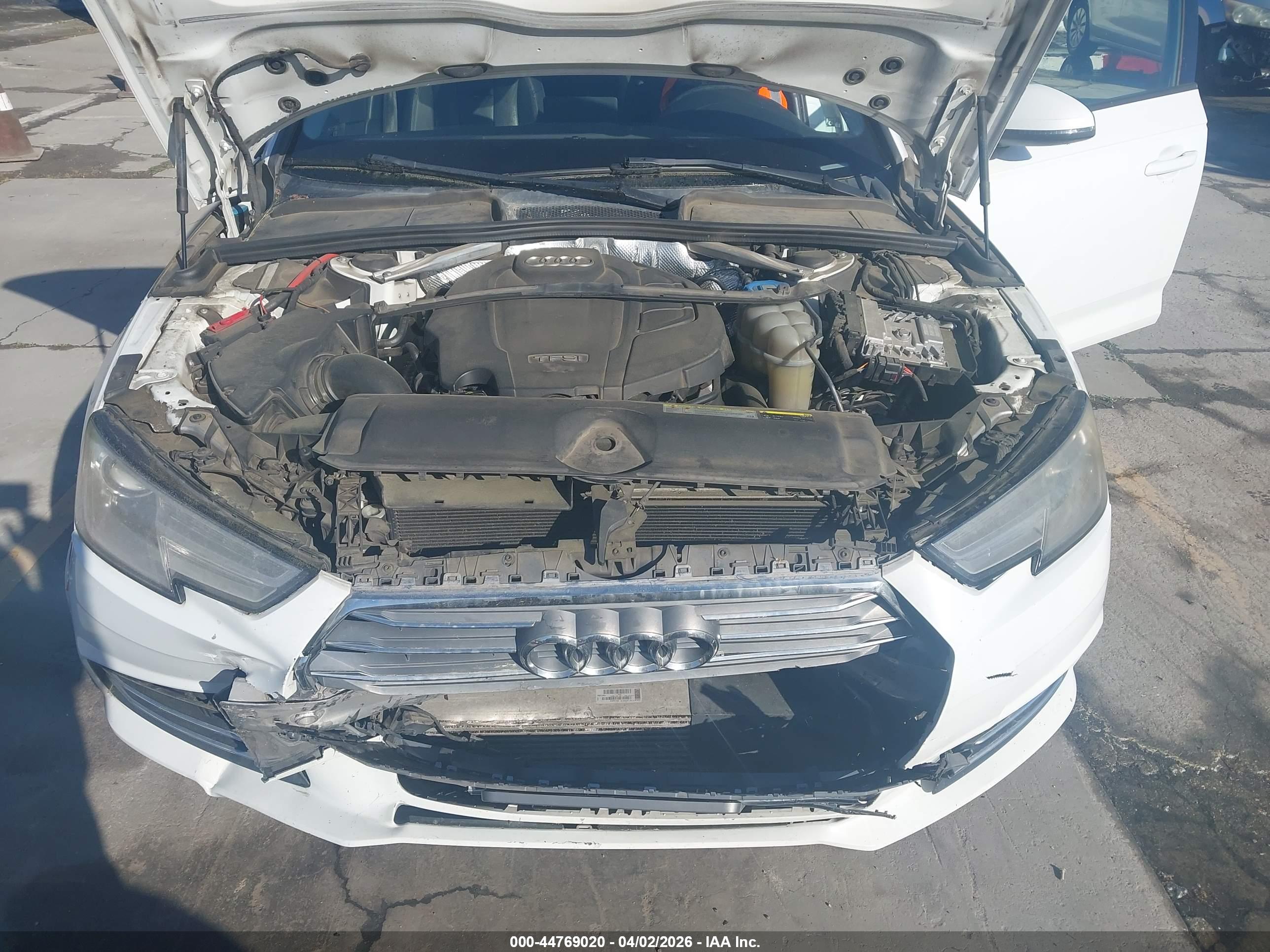AUDI A4 image 10