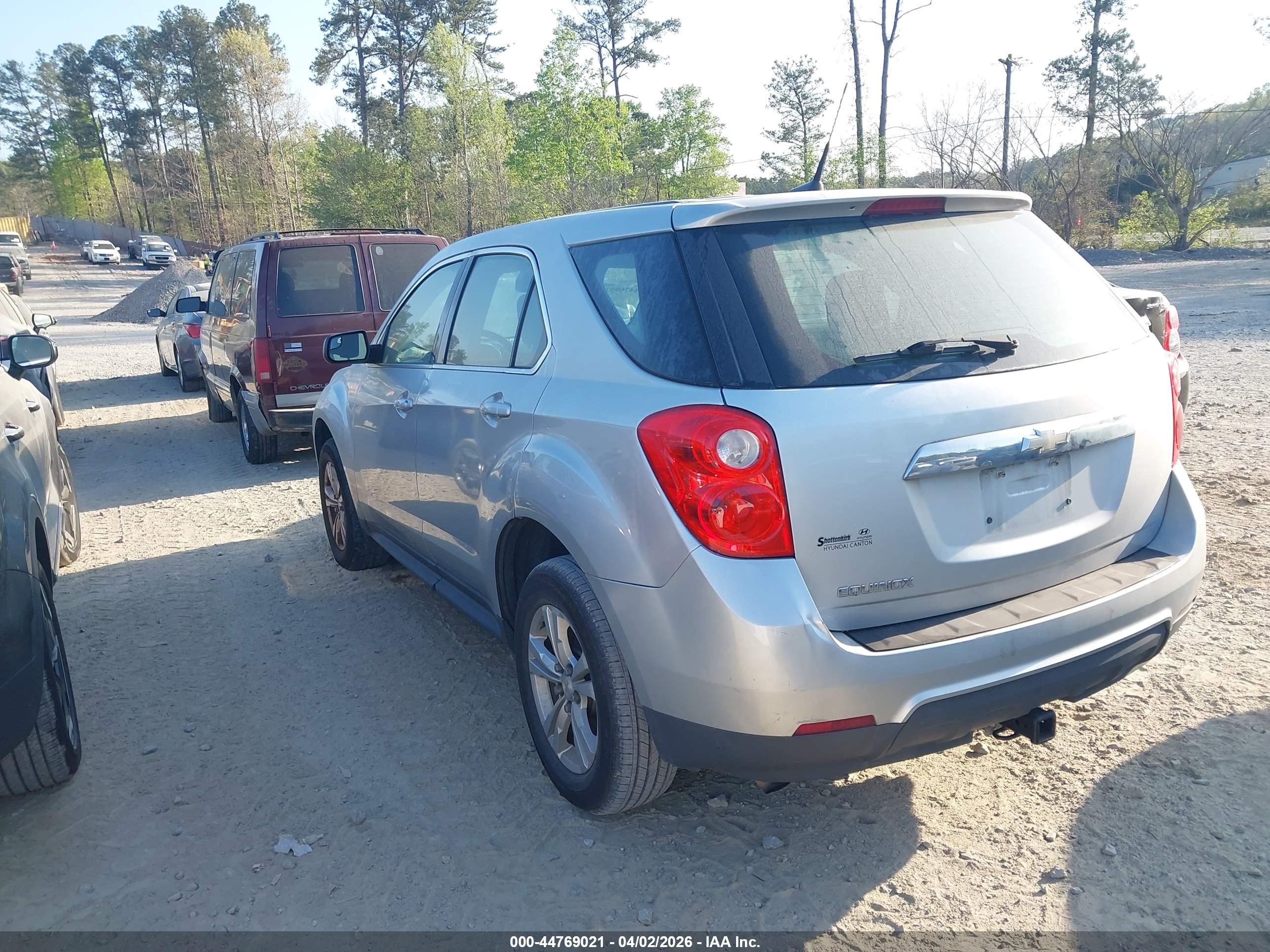 CHEVROLET EQUINOX image 3