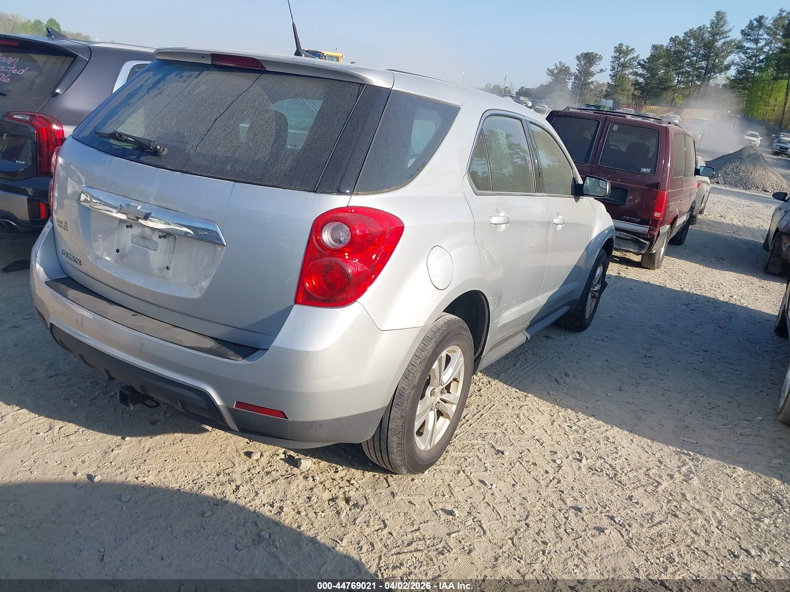 CHEVROLET EQUINOX image 4