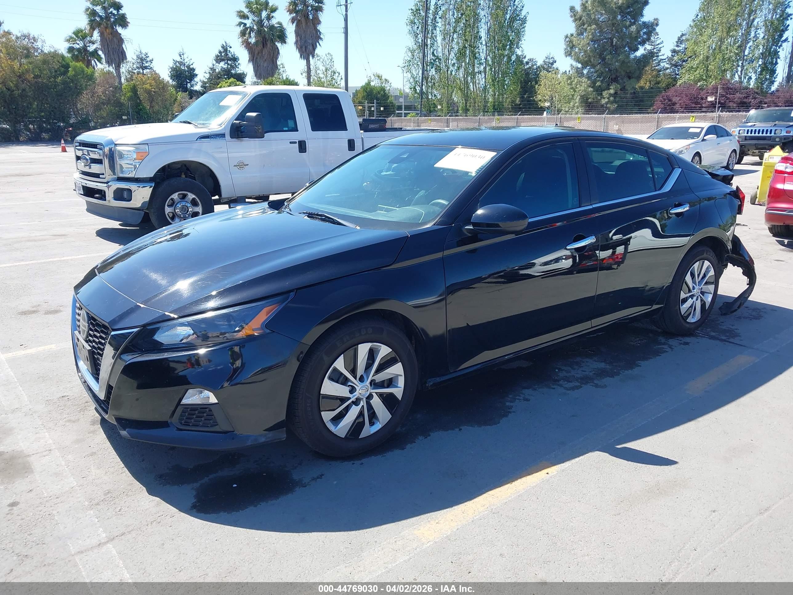 NISSAN ALTIMA image 2