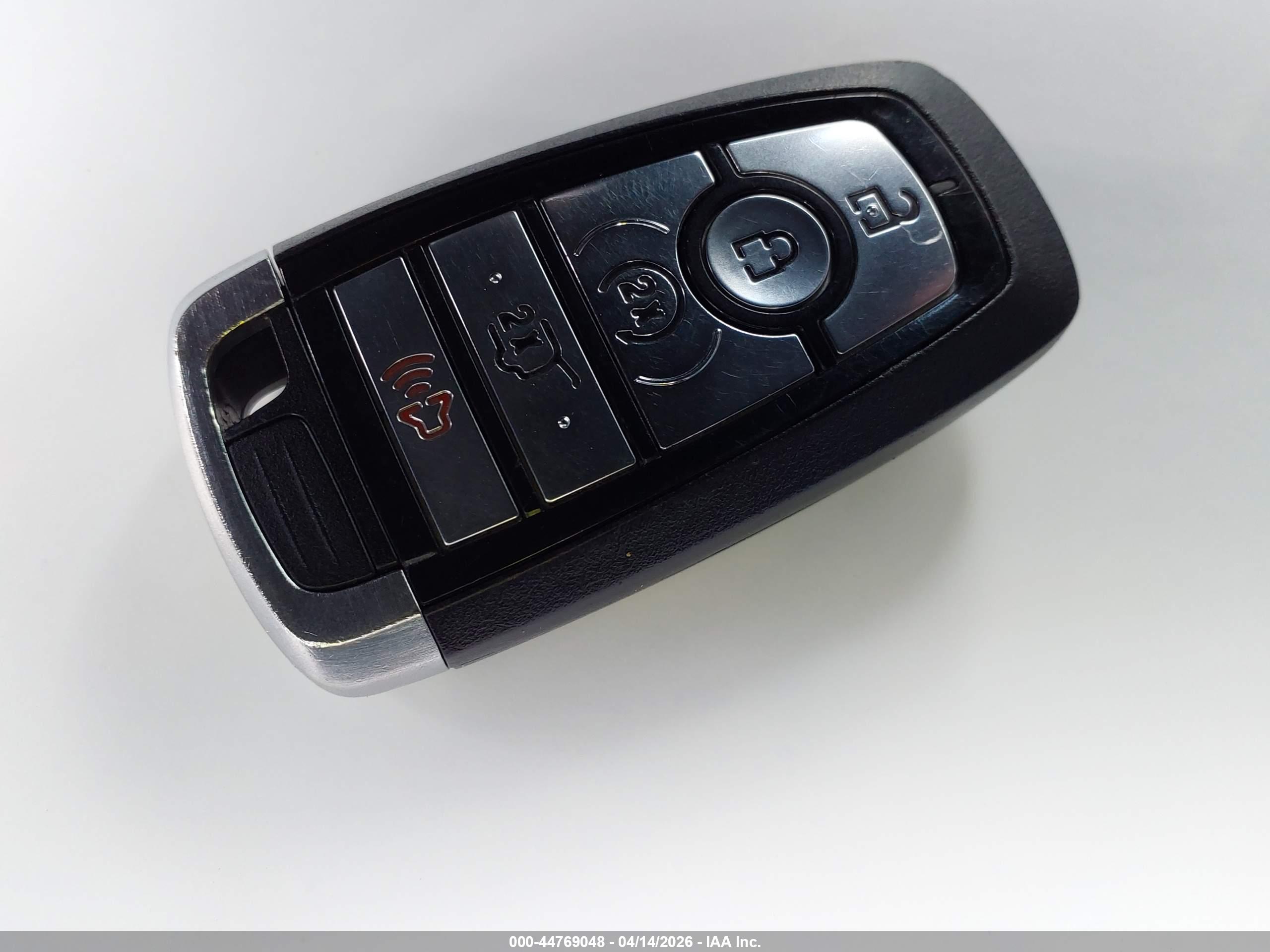 FORD EXPLORER image 11