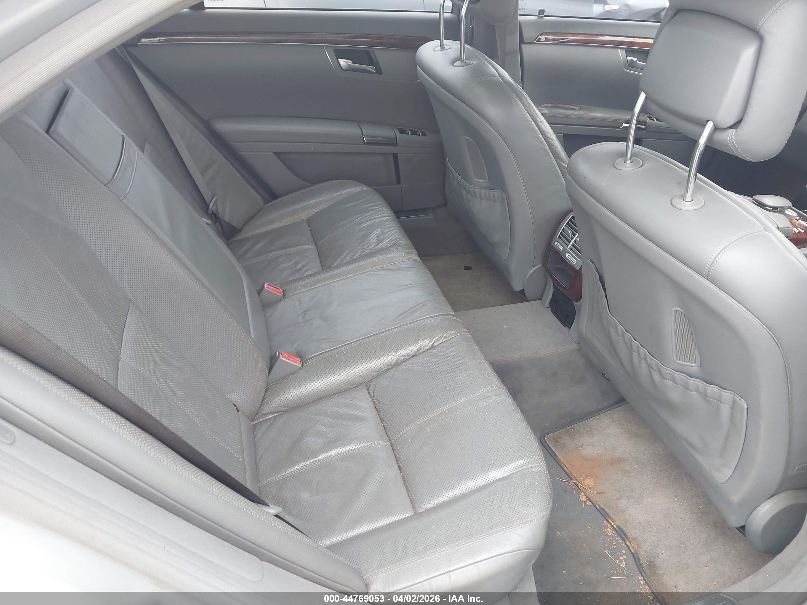 MERCEDES-BENZ S image 8
