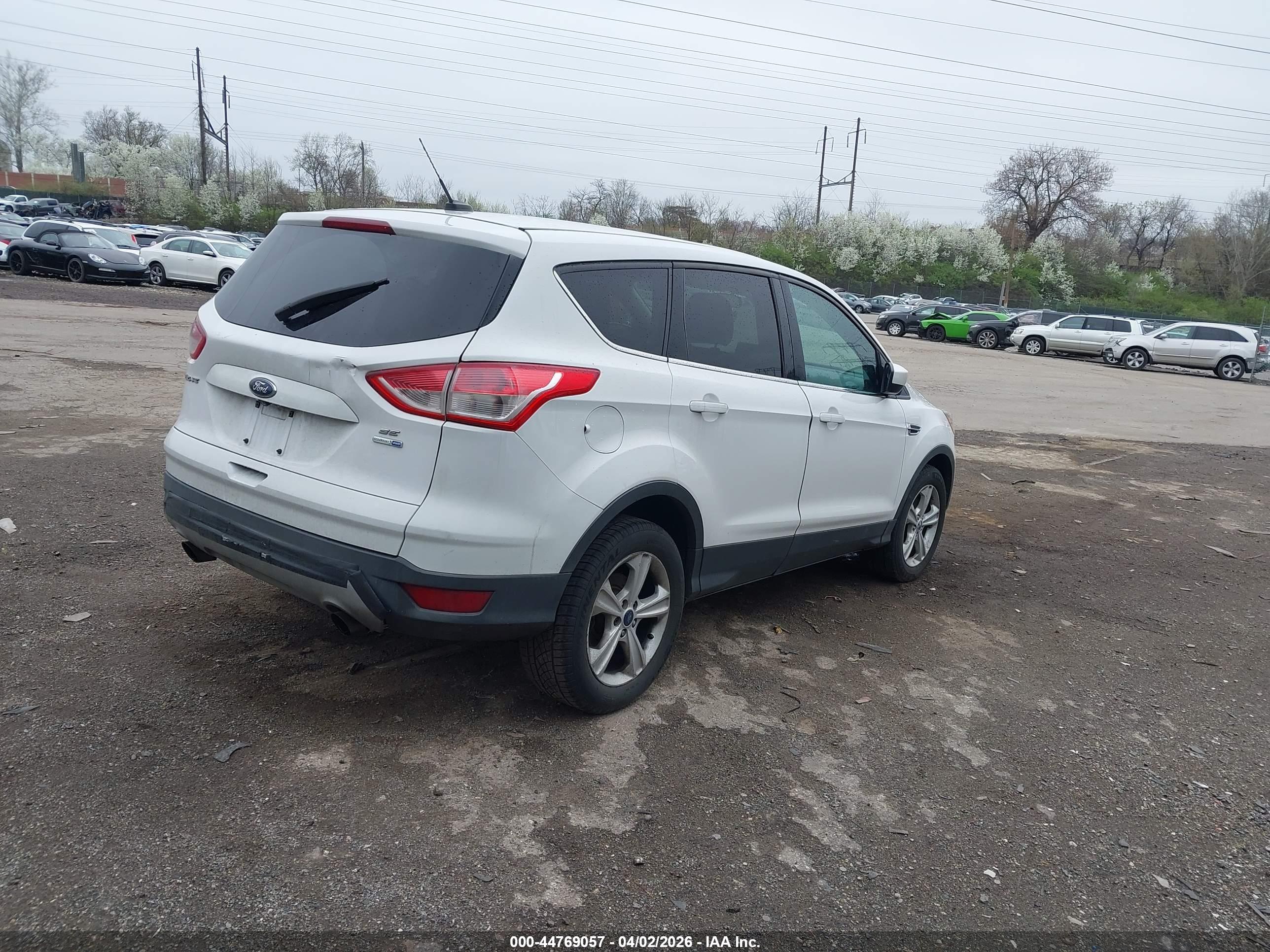 FORD ESCAPE image 4