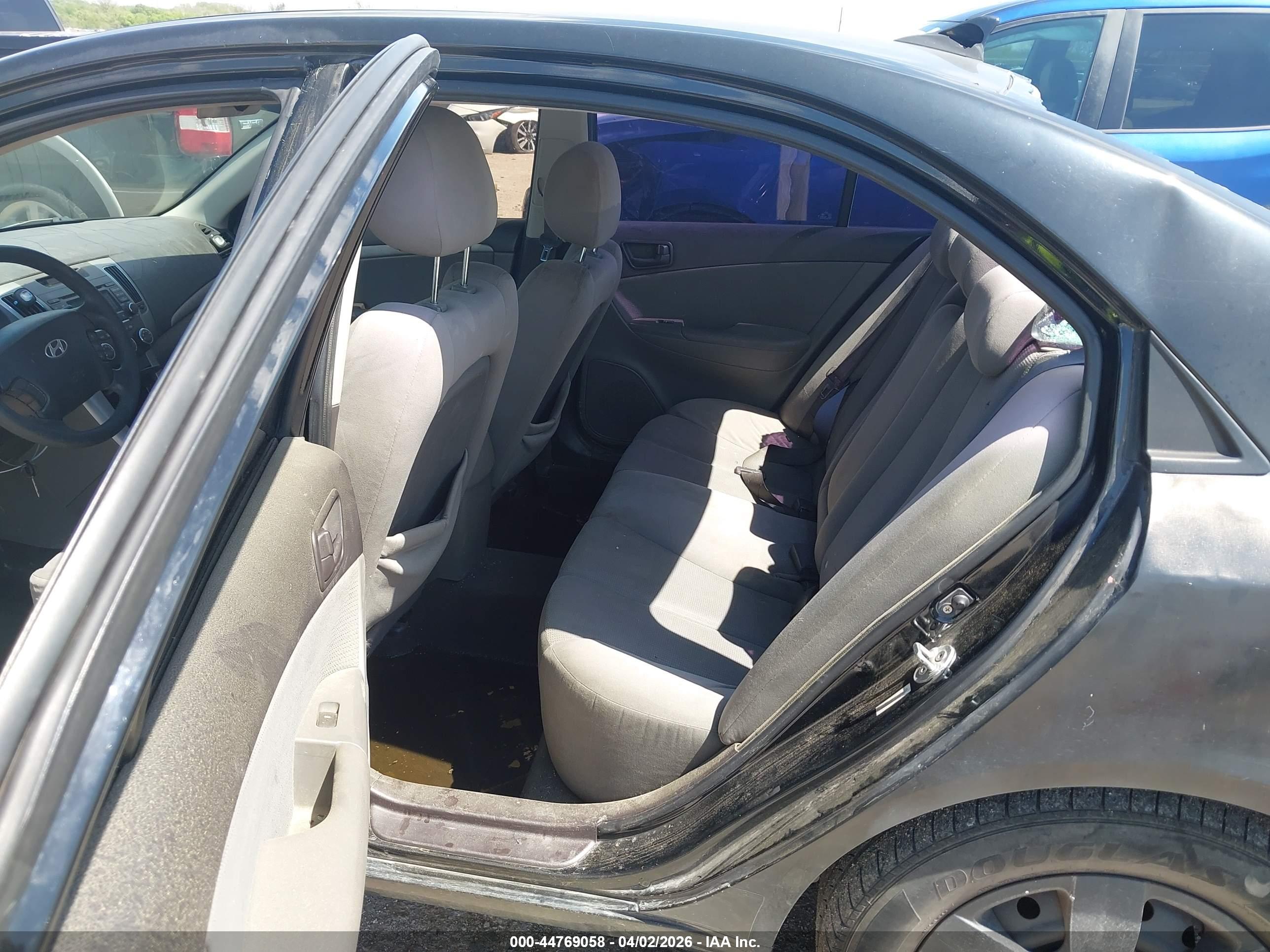 HYUNDAI SONATA image 8