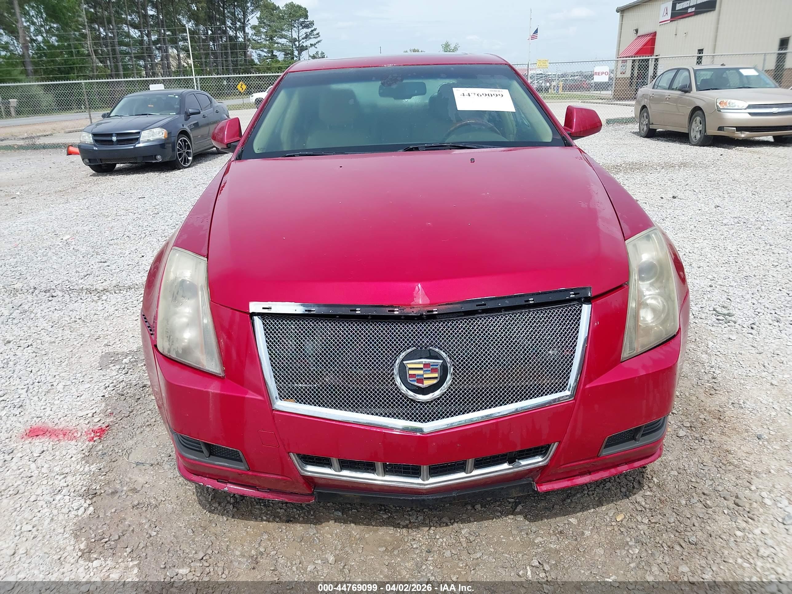 CADILLAC CTS image 6