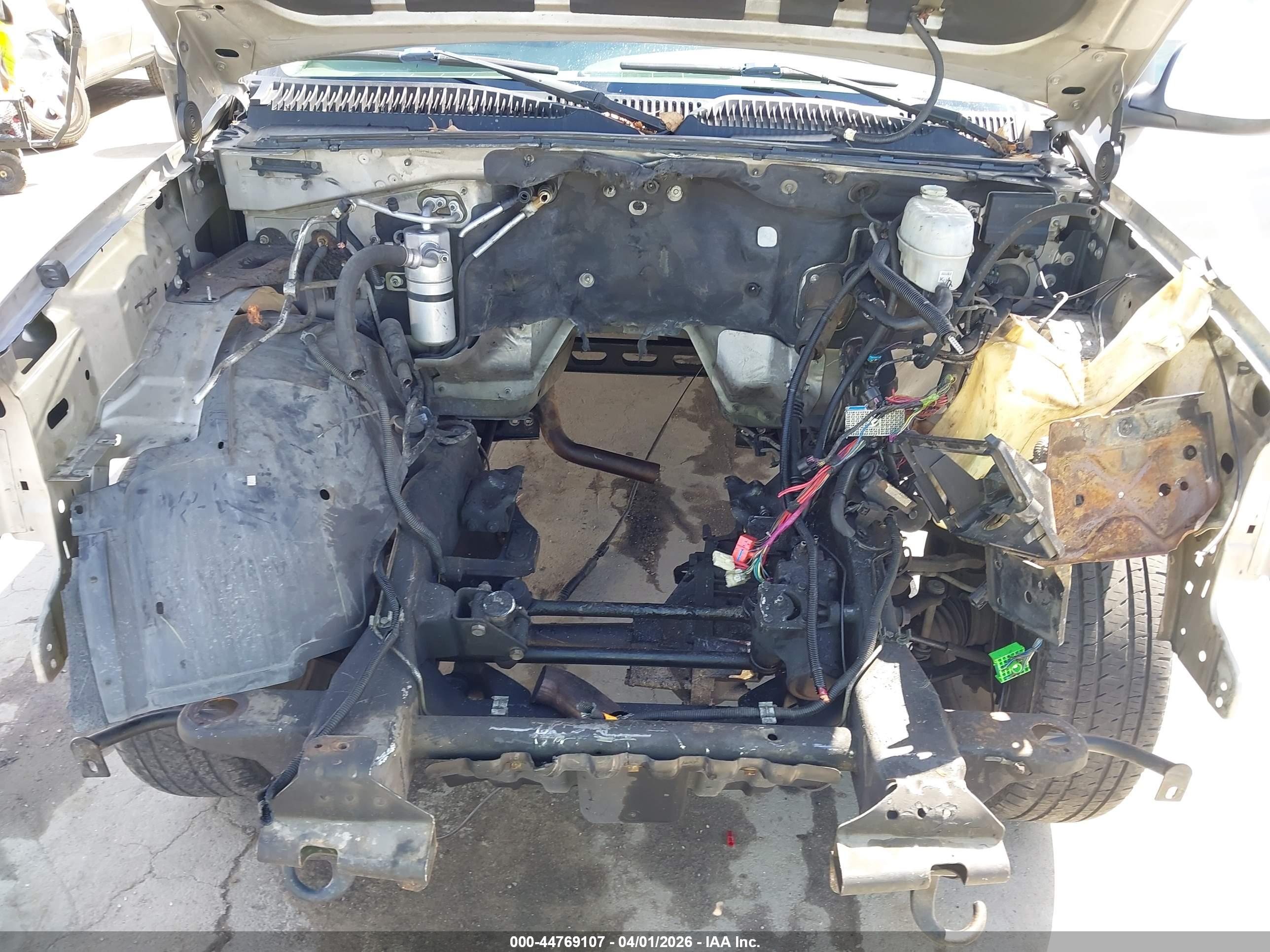 GMC YUKON image 10